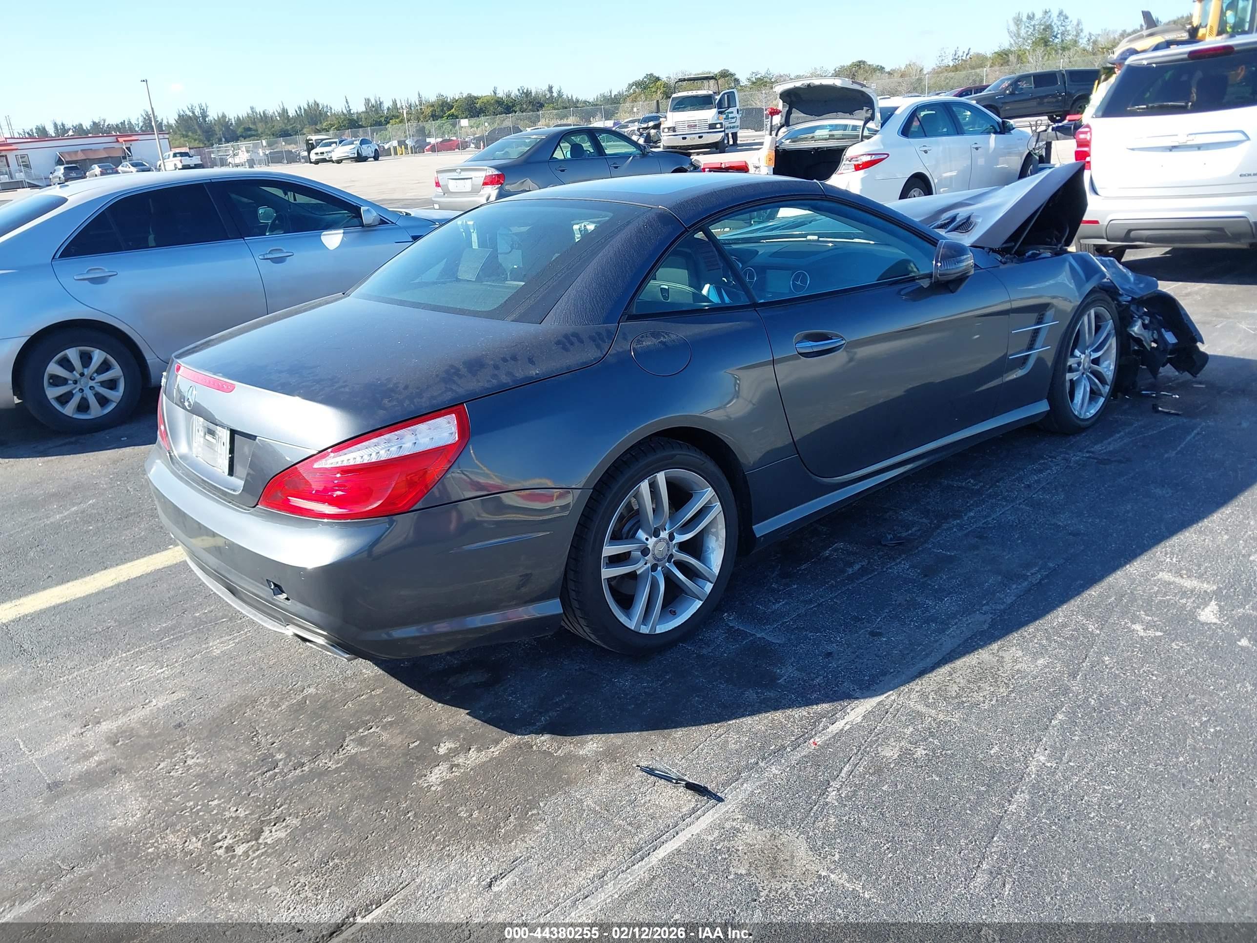 MERCEDES-BENZ SL image 4