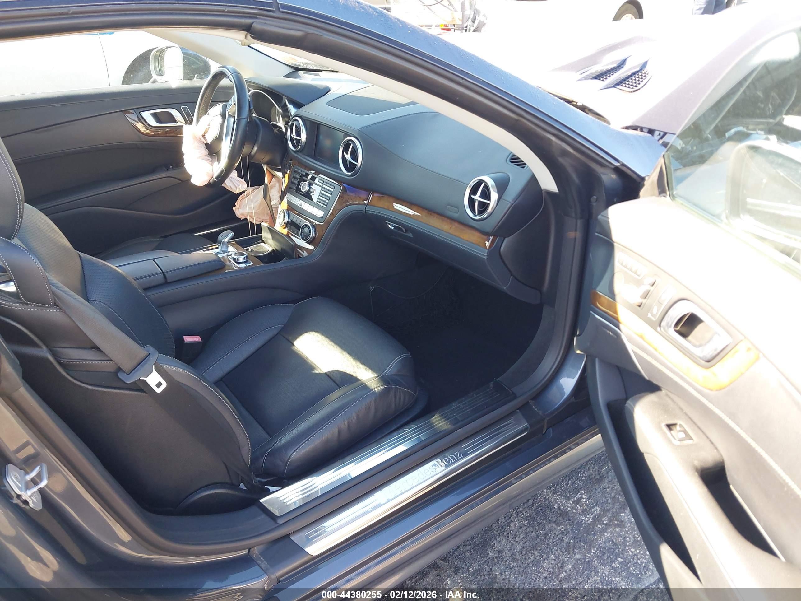 MERCEDES-BENZ SL image 5
