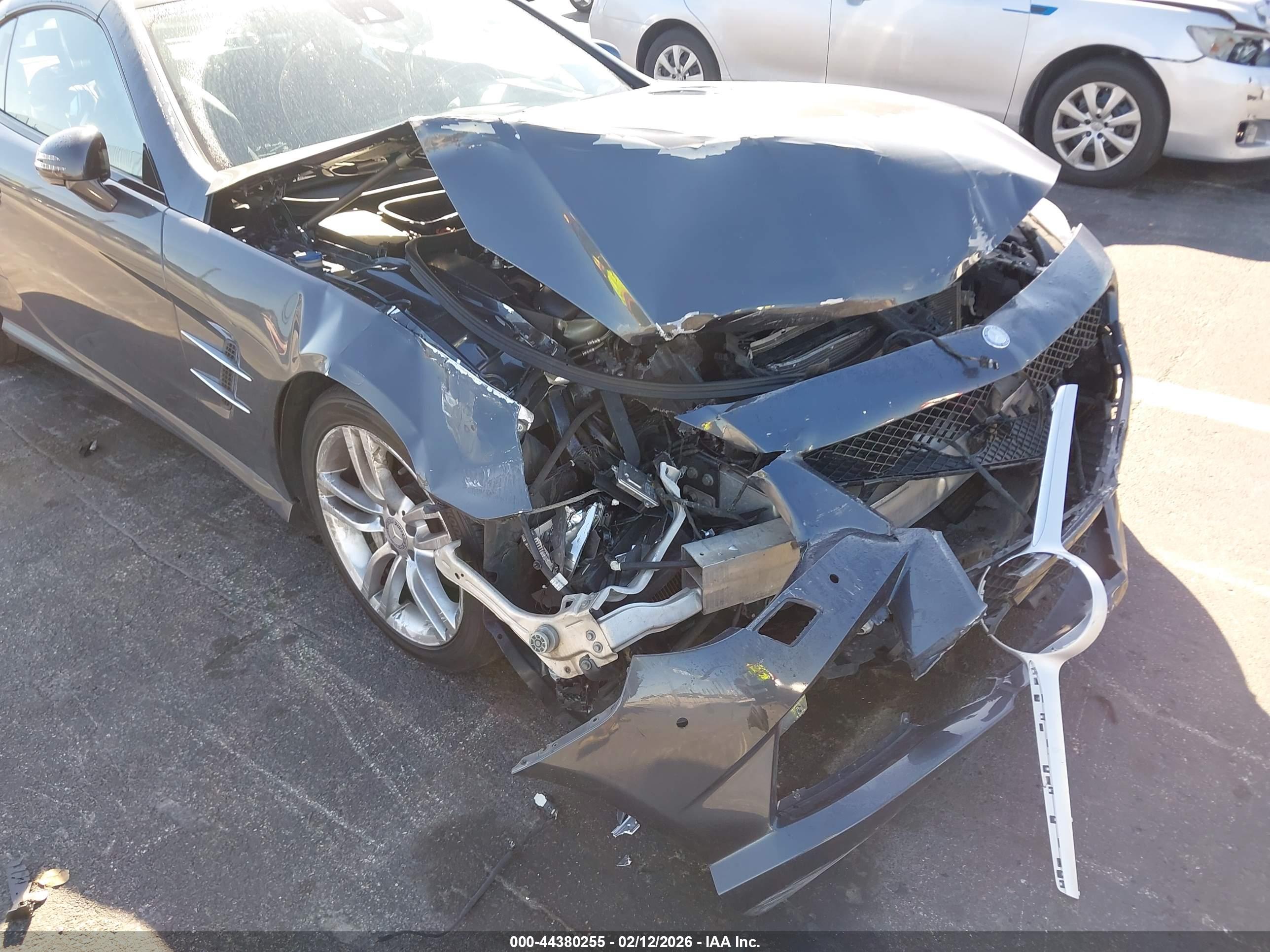 MERCEDES-BENZ SL image 6