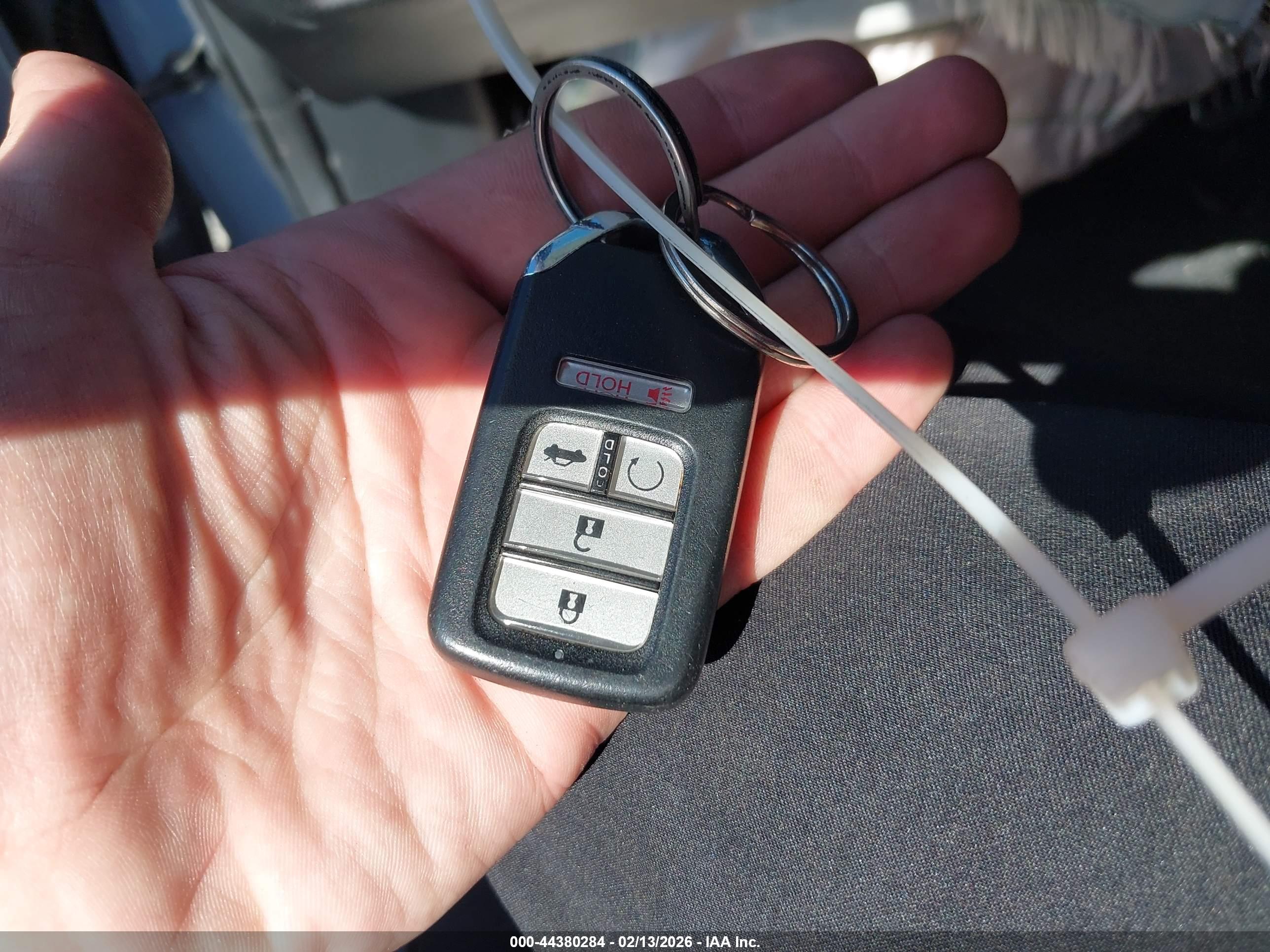 HONDA ACCORD image 11