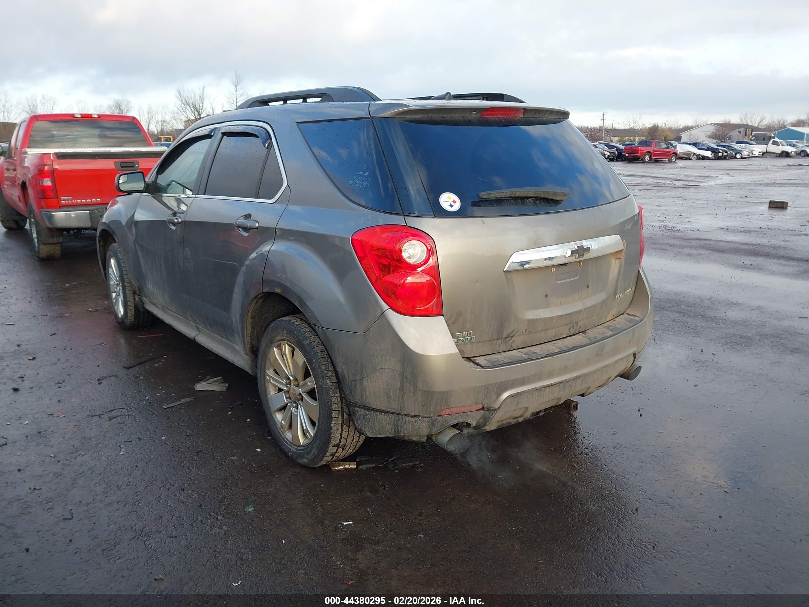 CHEVROLET EQUINOX image 3