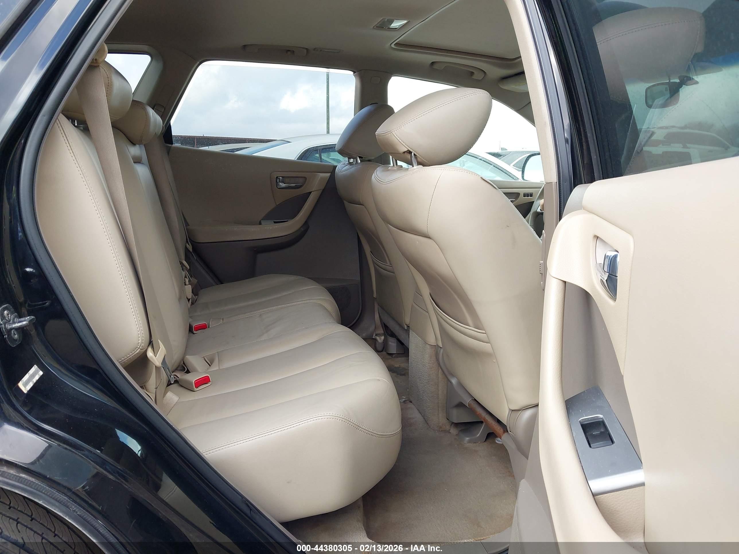NISSAN MURANO image 8