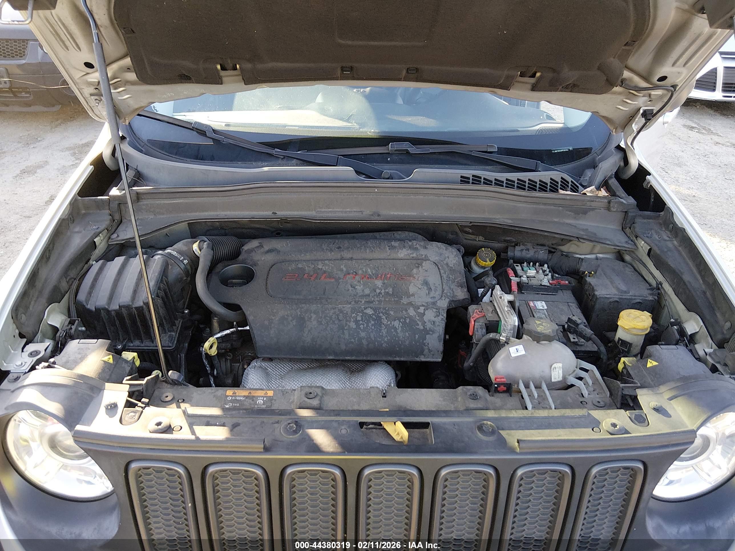 JEEP RENEGADE image 10