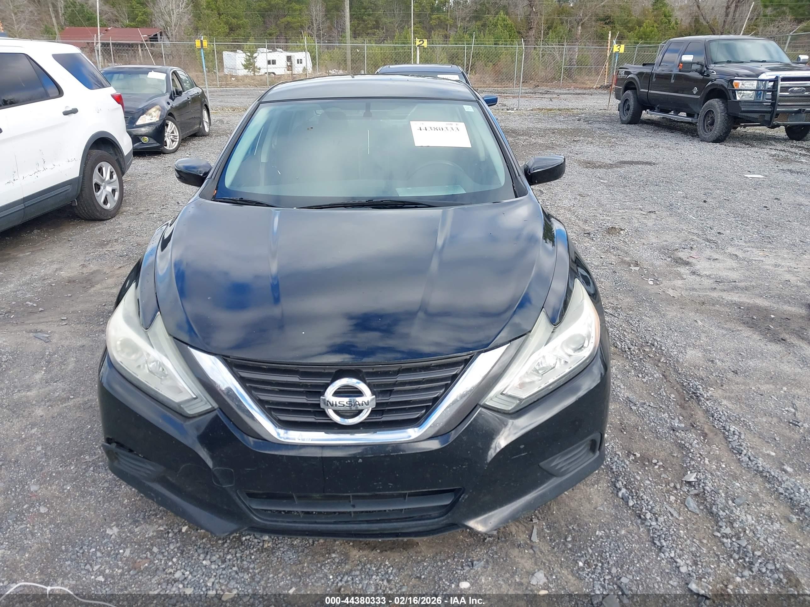 NISSAN ALTIMA image 6