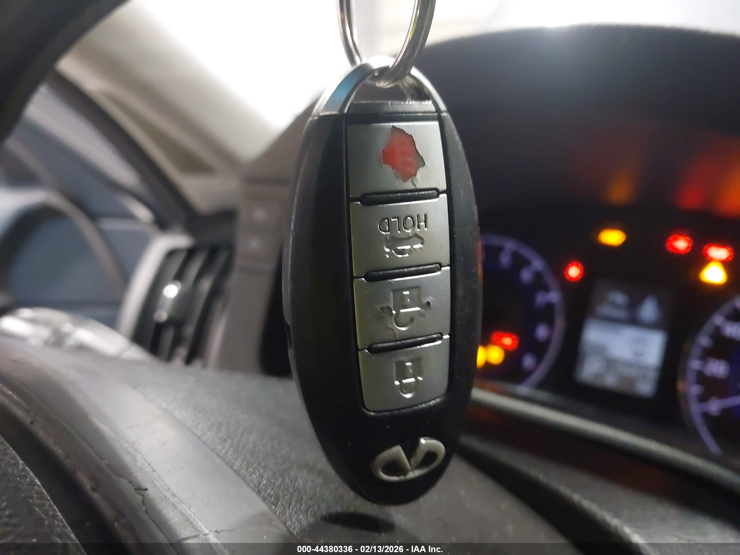 INFINITI G37X image 11