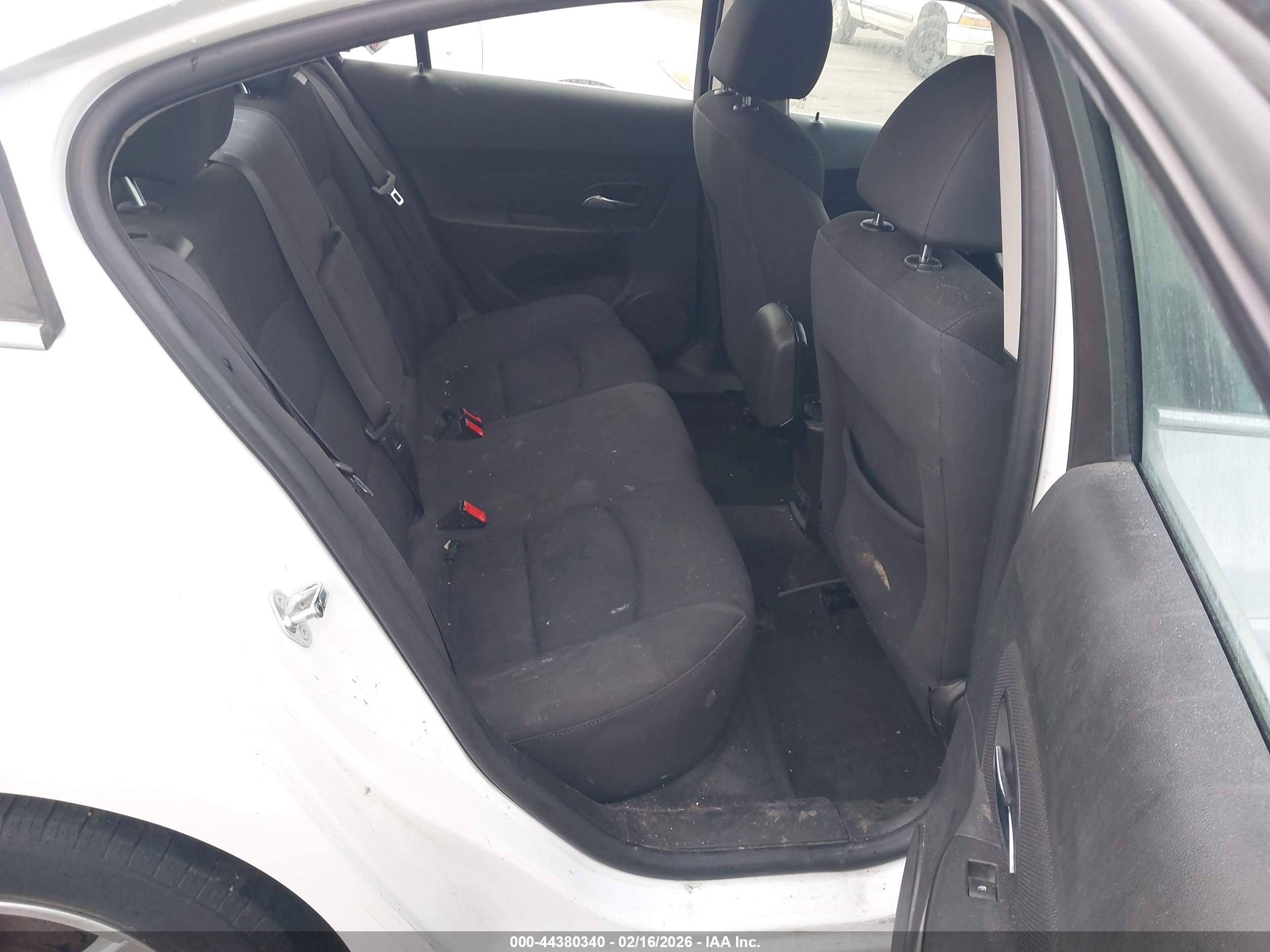 CHEVROLET CRUZE image 8