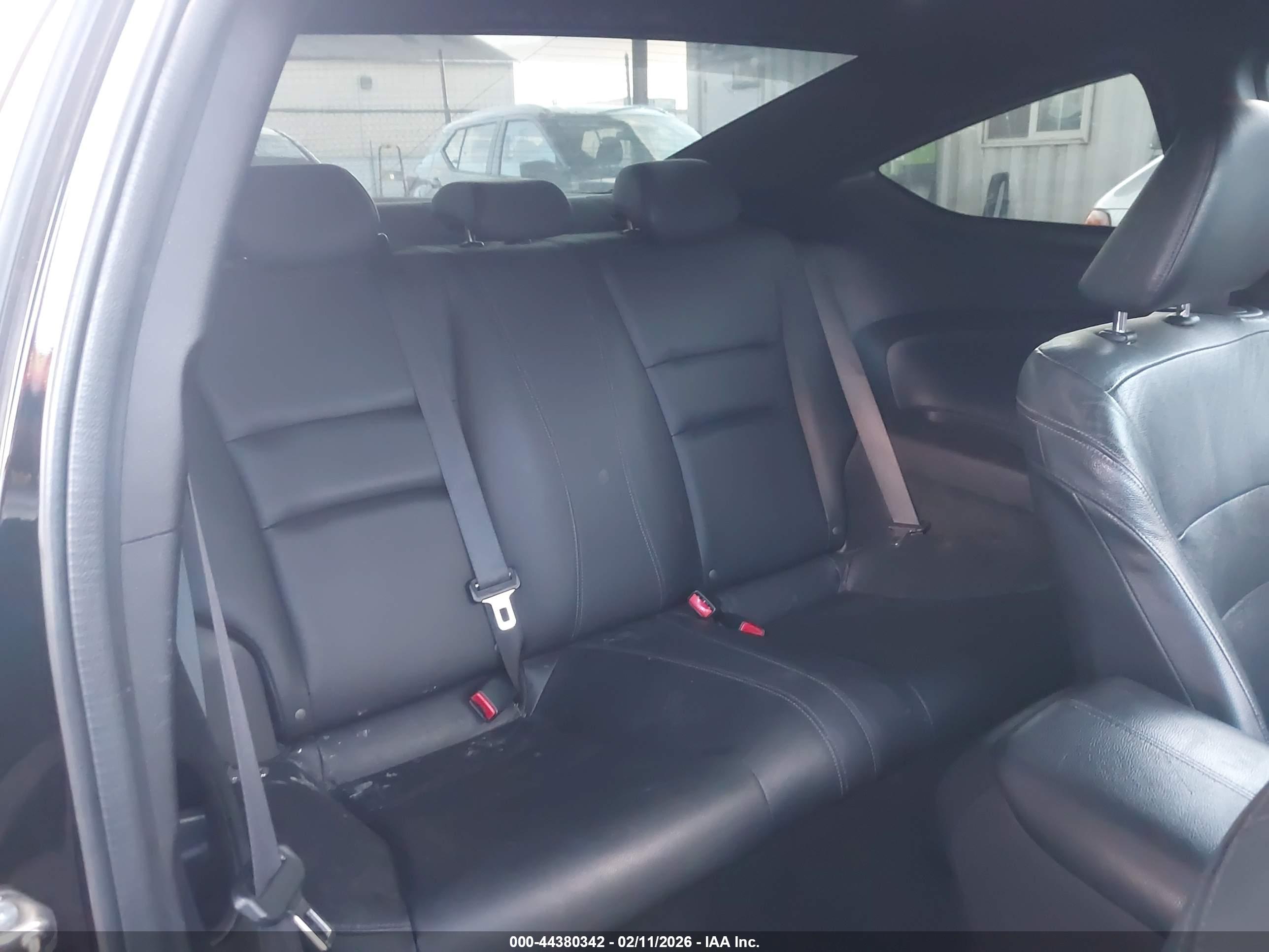 HONDA ACCORD image 8