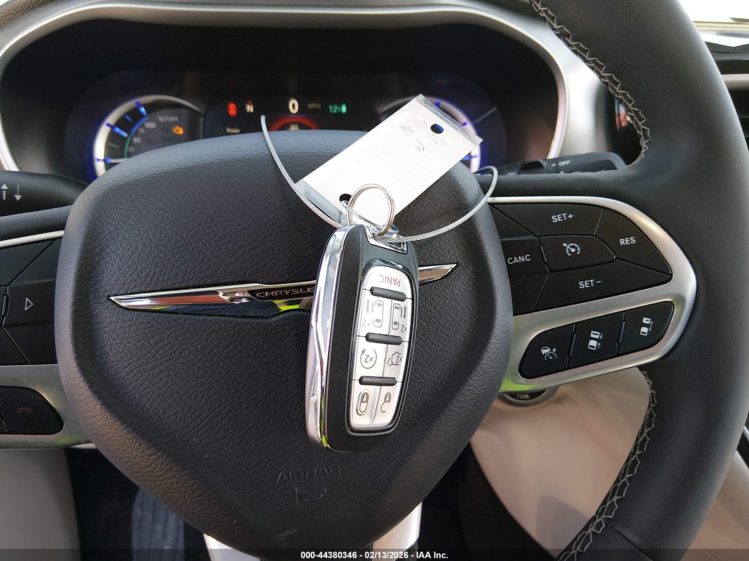 CHRYSLER PACIFICA image 11