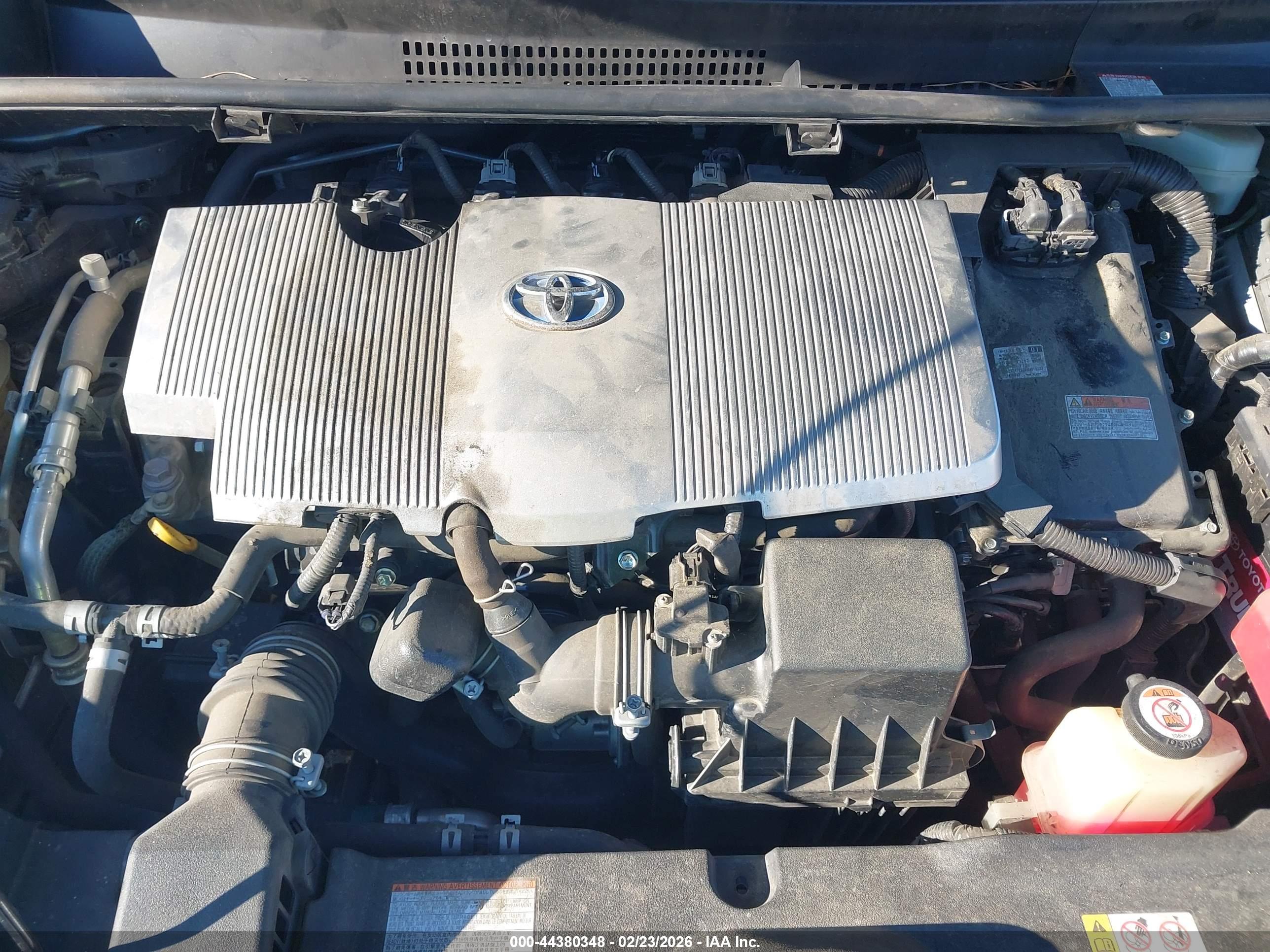 TOYOTA PRIUS image 10