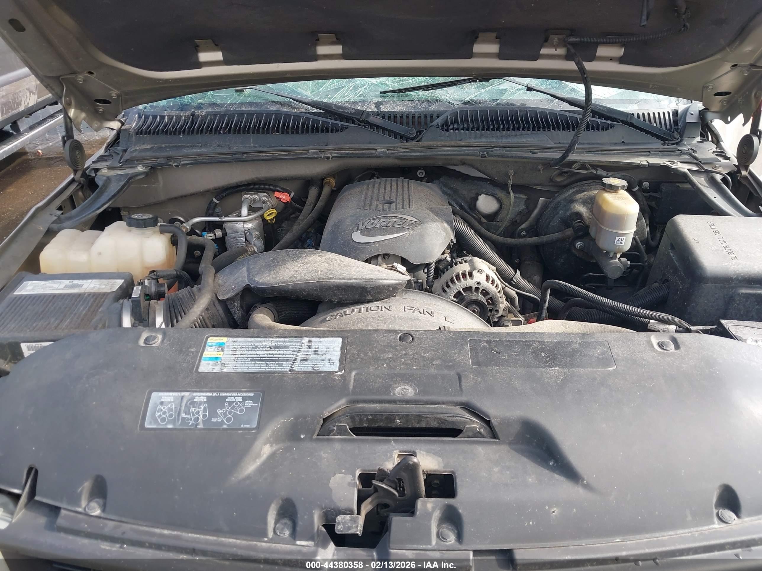 CHEVROLET SILVERADO image 10