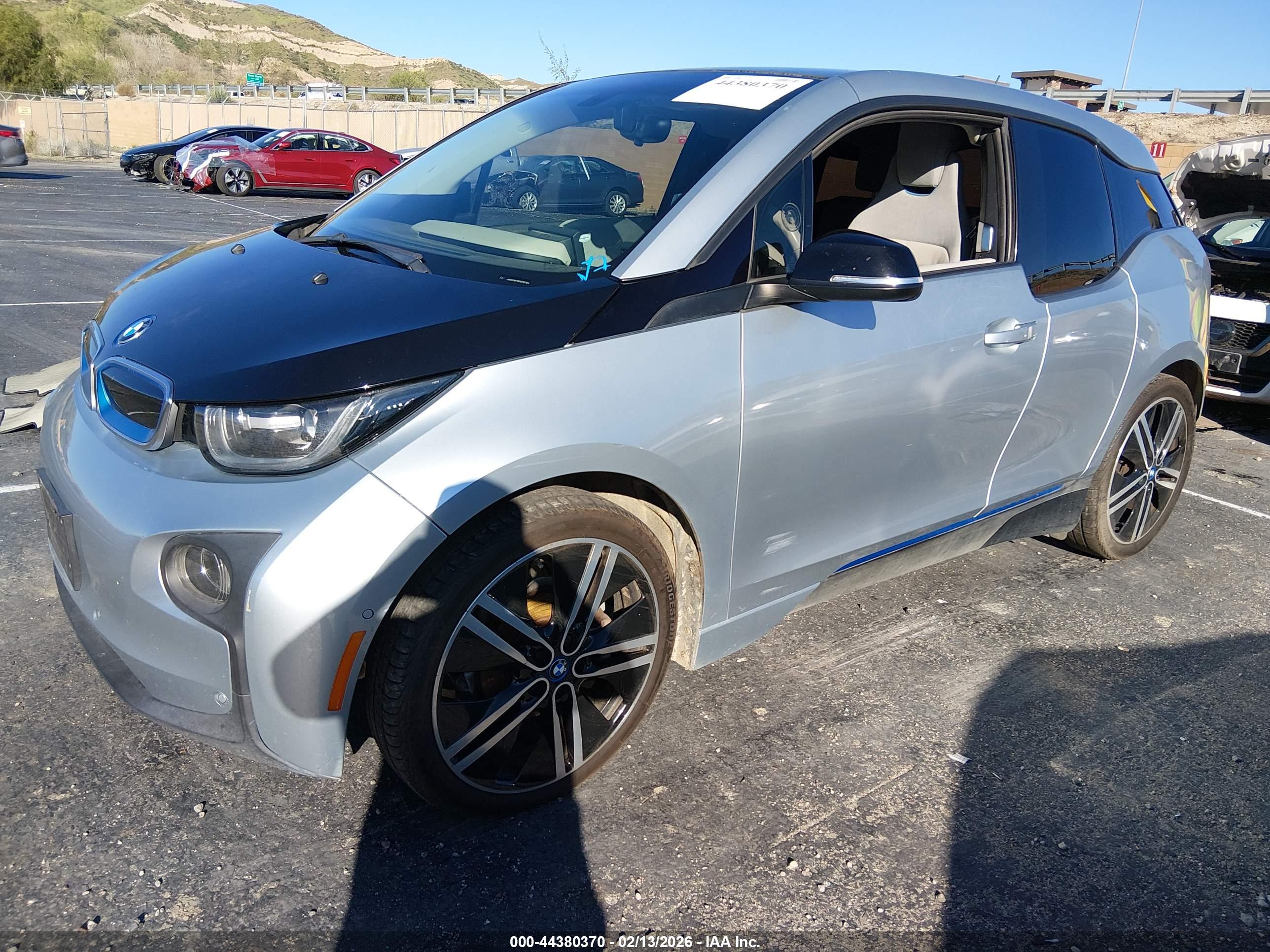 BMW I3 image 2