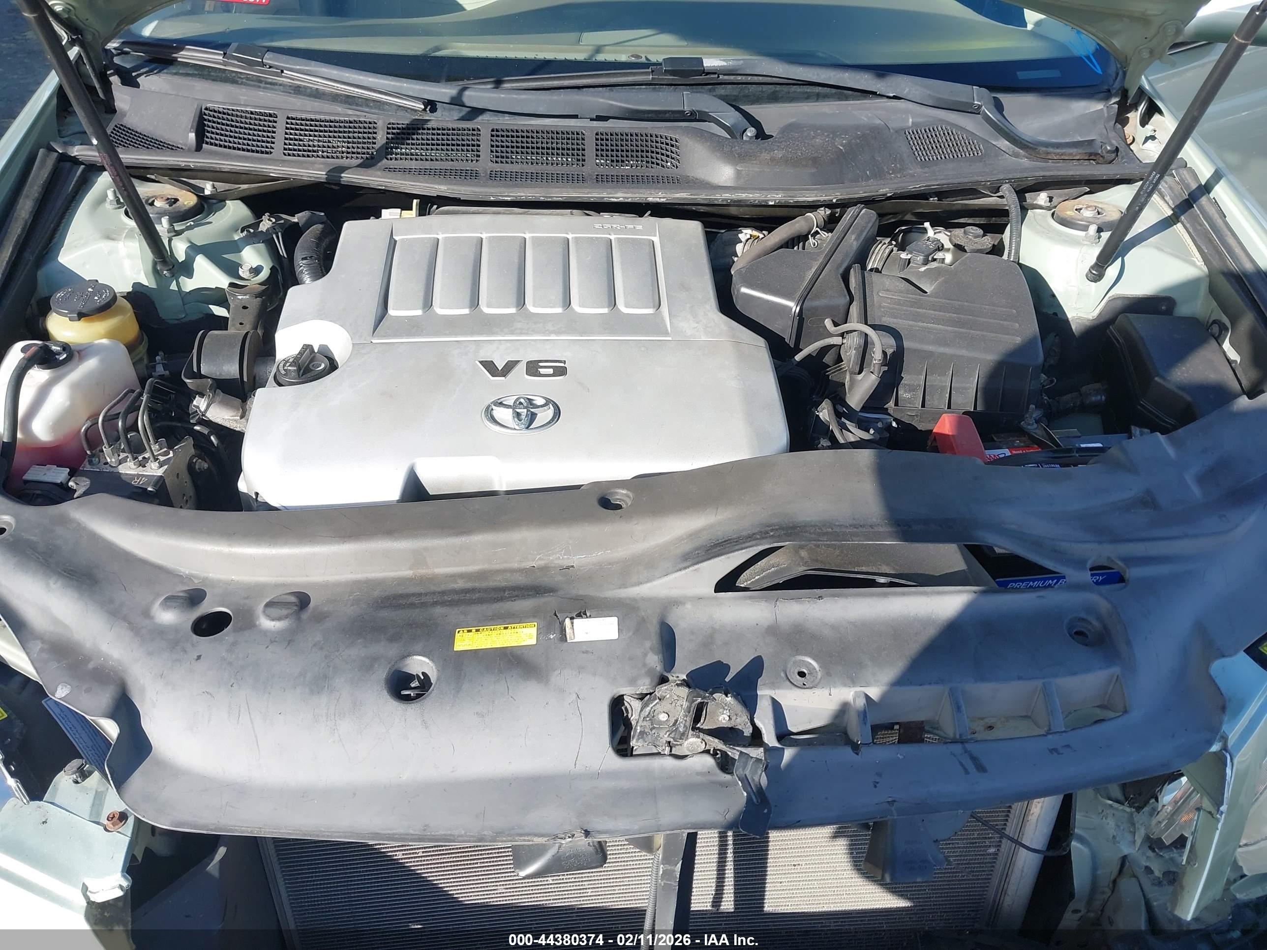 TOYOTA AVALON image 10