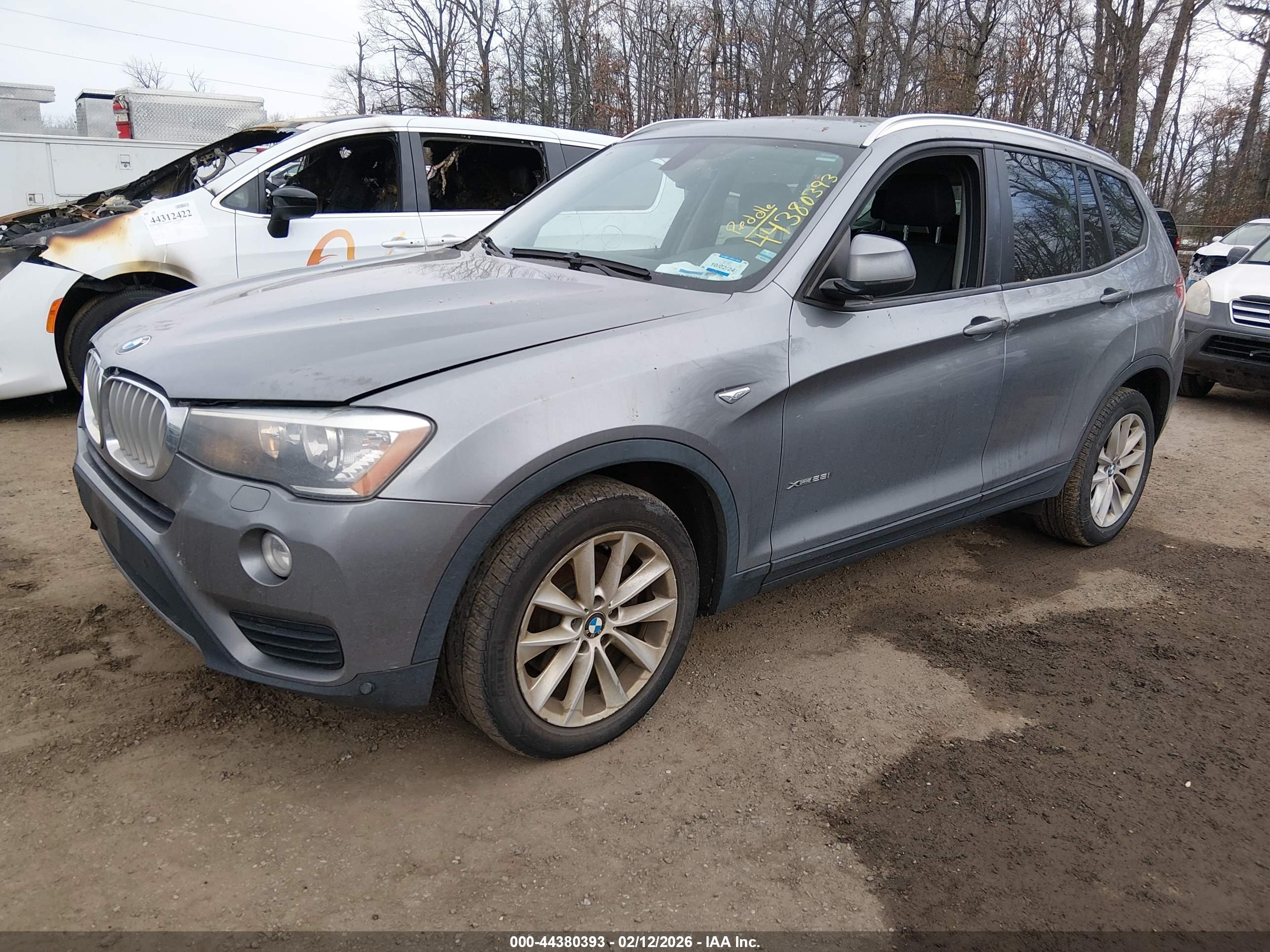 BMW X3 image 2