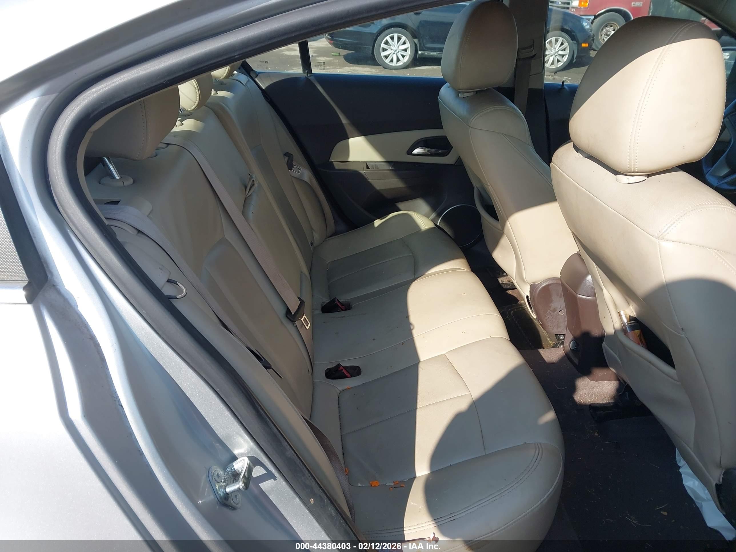 CHEVROLET CRUZE image 8