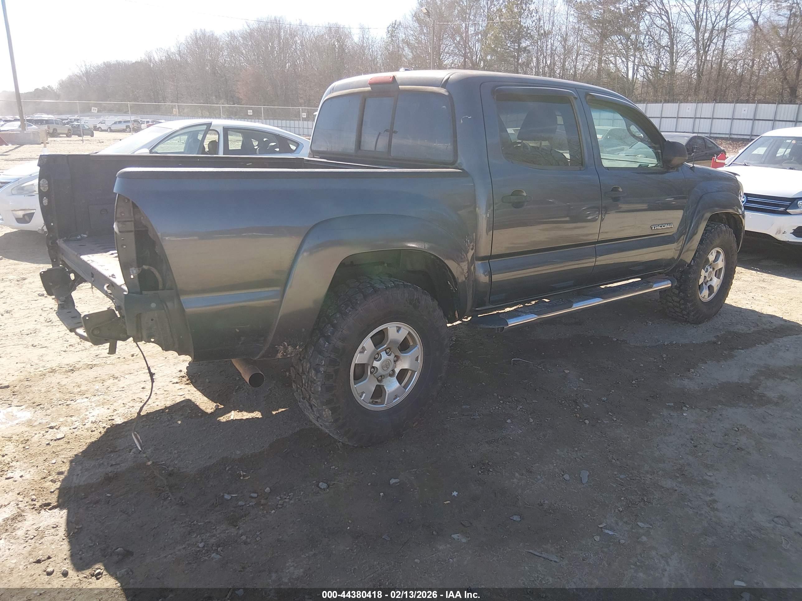 TOYOTA TACOMA image 4