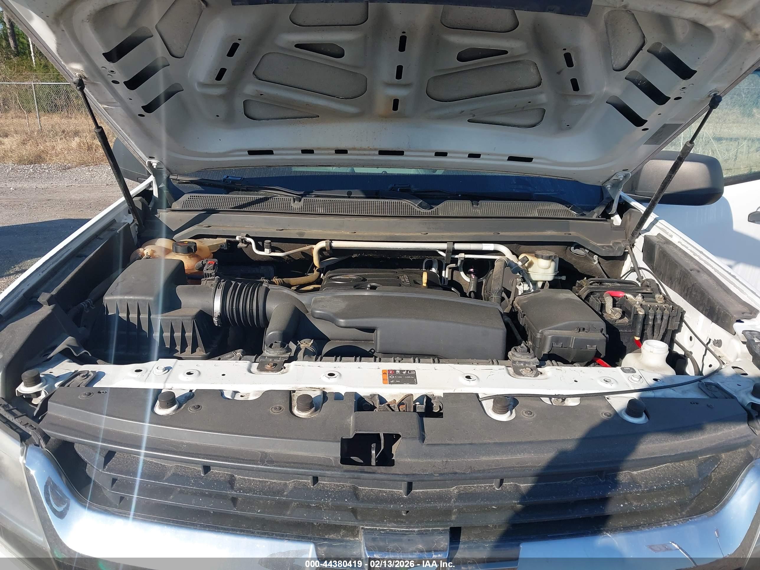 CHEVROLET COLORADO image 10