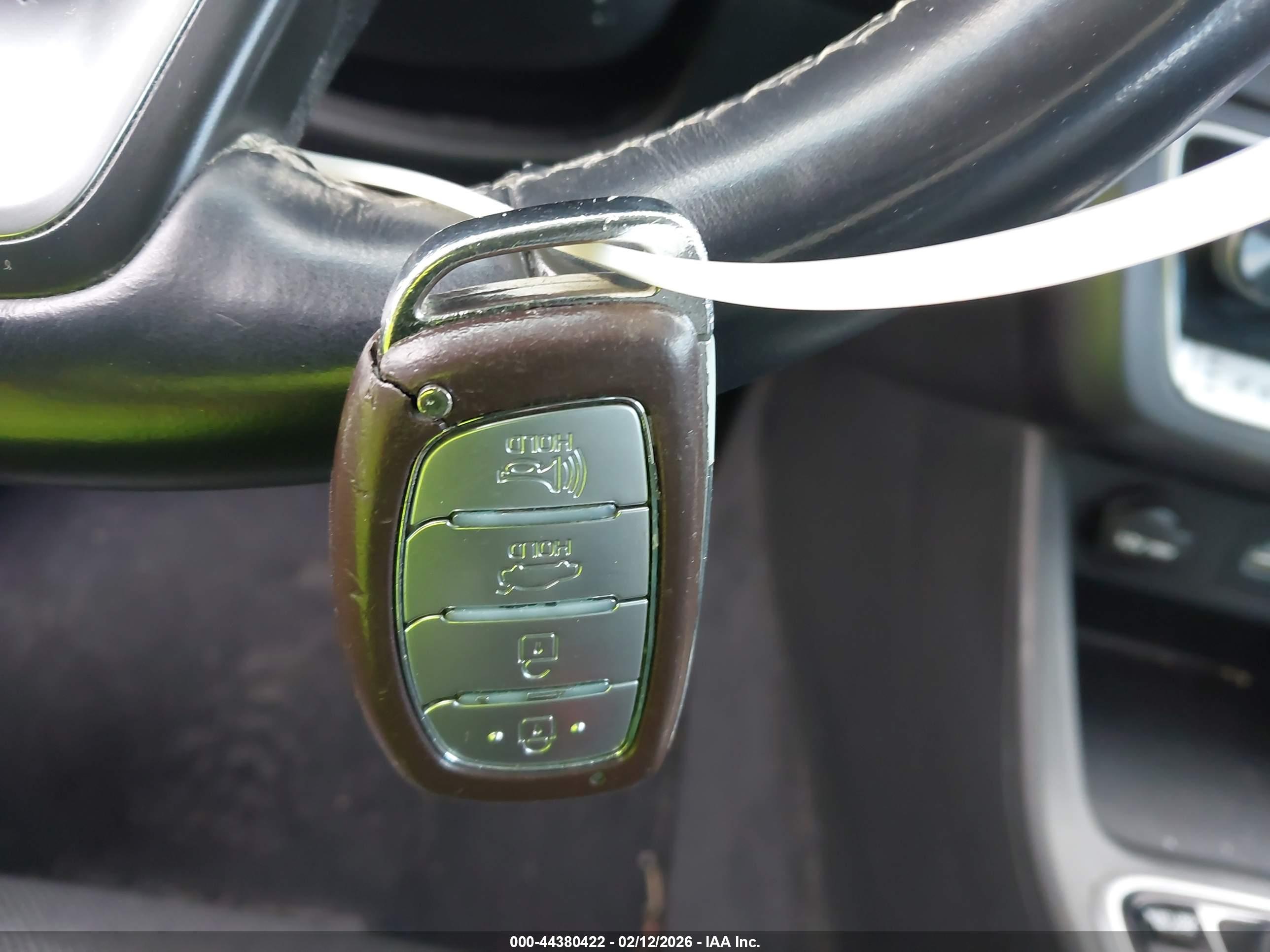 HYUNDAI SONATA image 11
