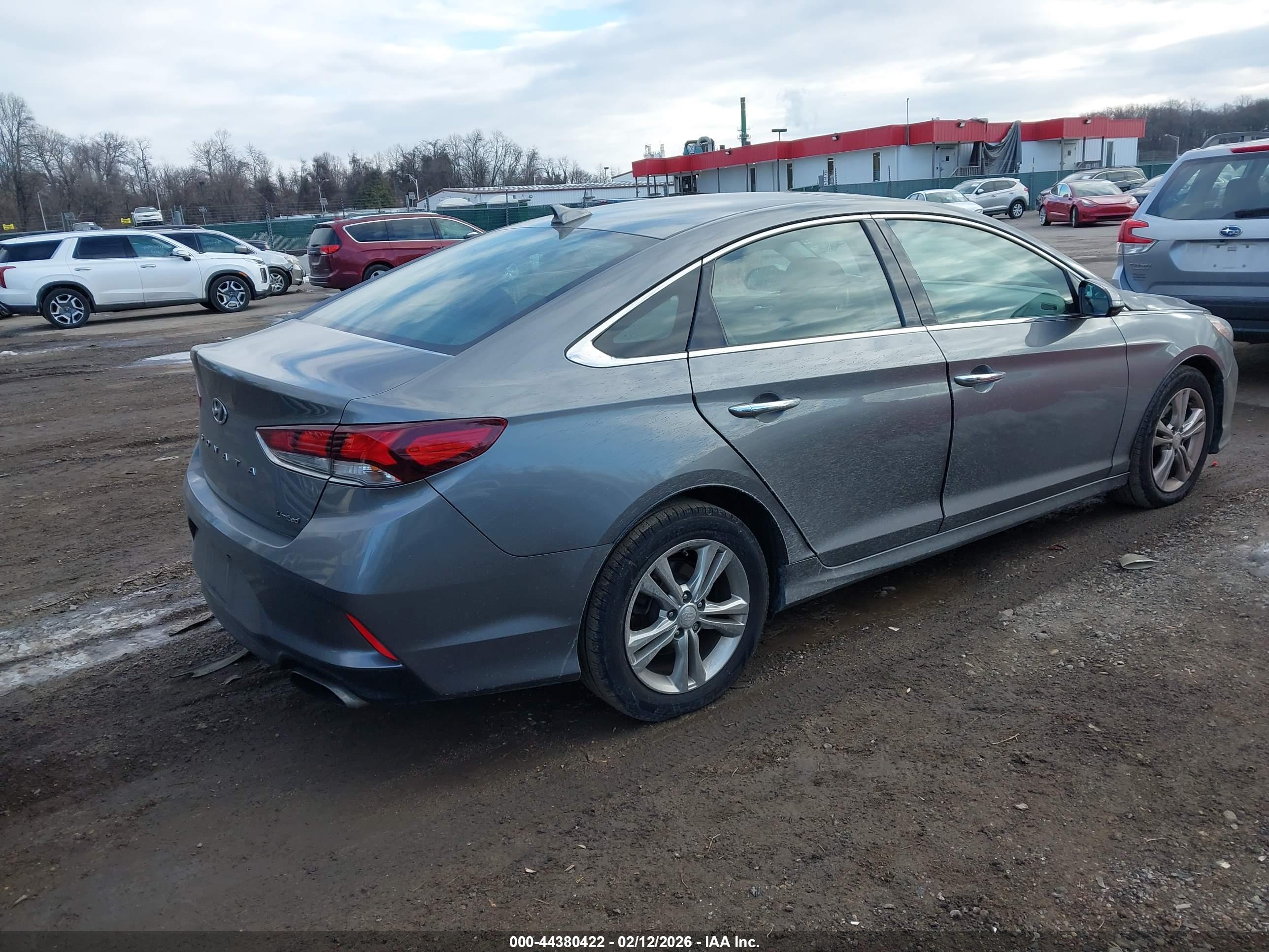 HYUNDAI SONATA image 4