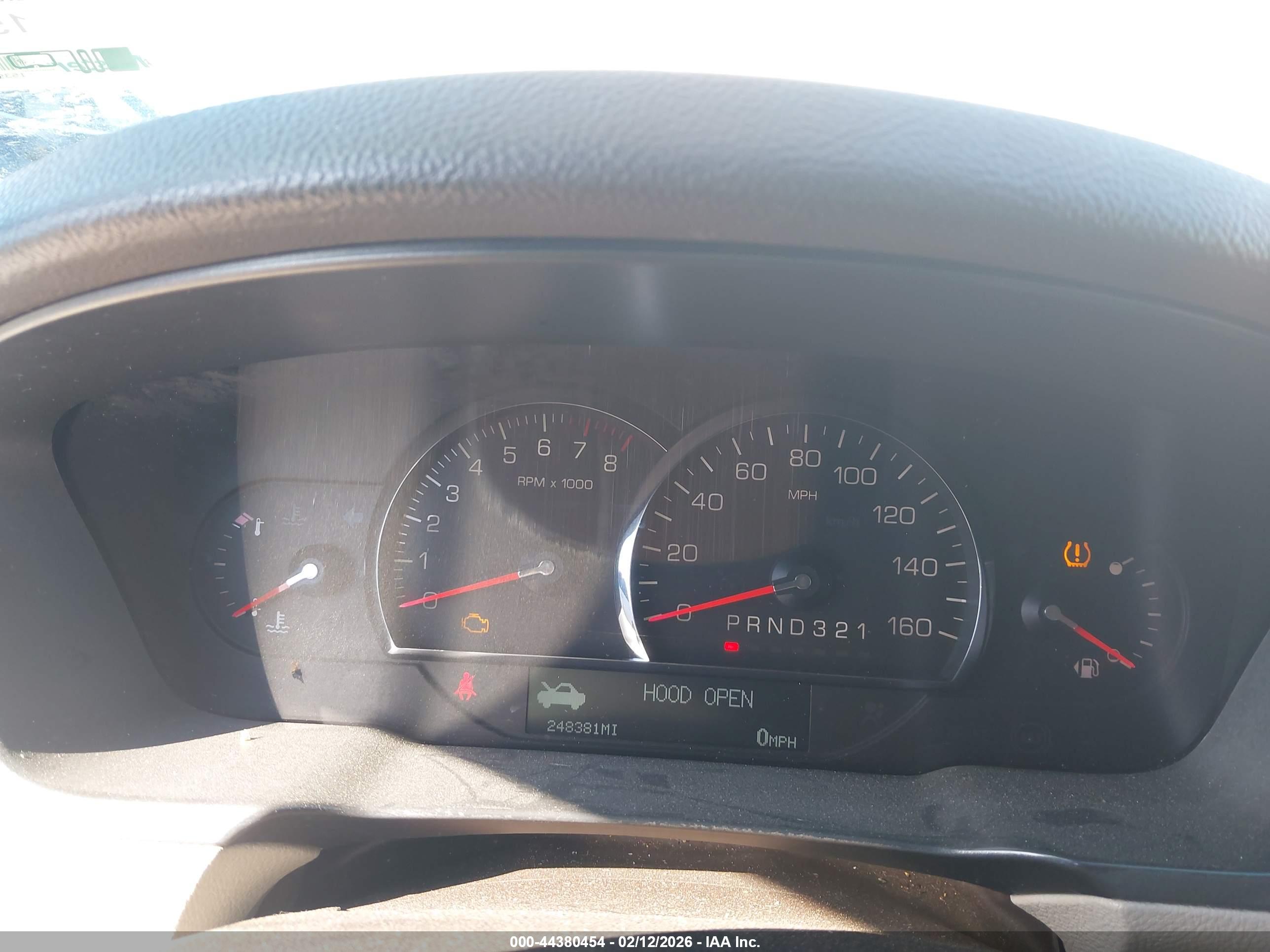 CADILLAC DTS image 7