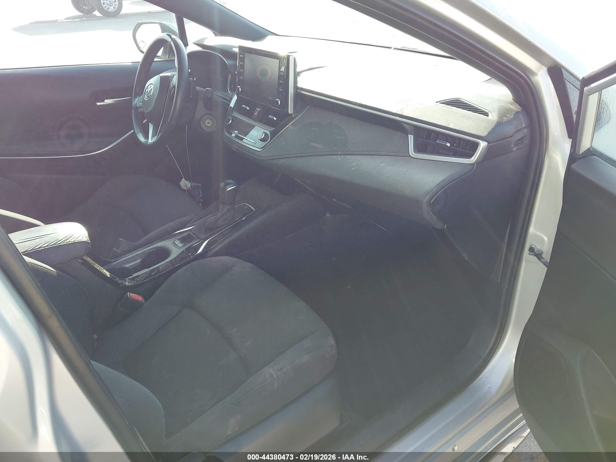 TOYOTA COROLLA image 5