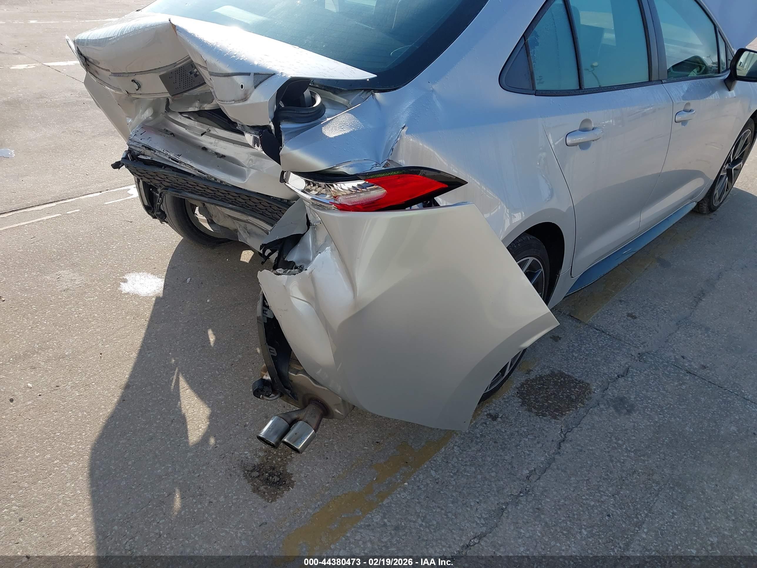 TOYOTA COROLLA image 6