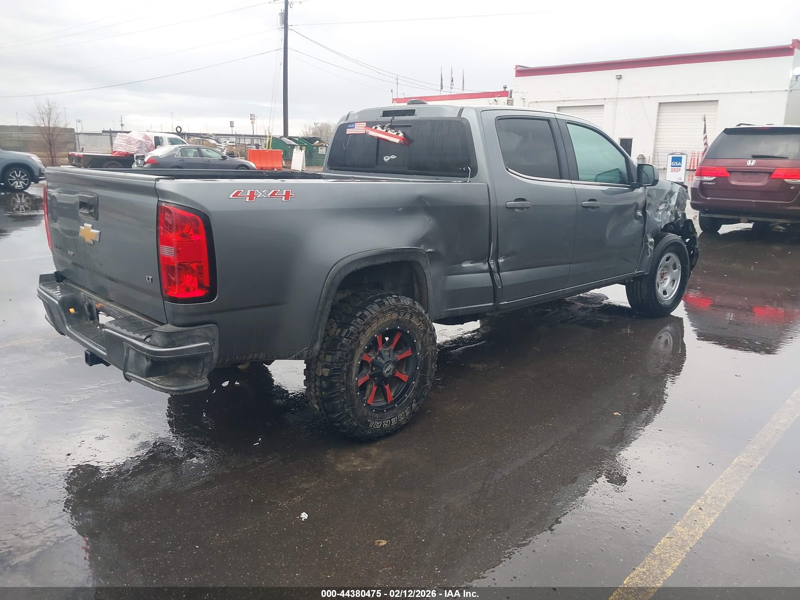 CHEVROLET COLORADO image 4