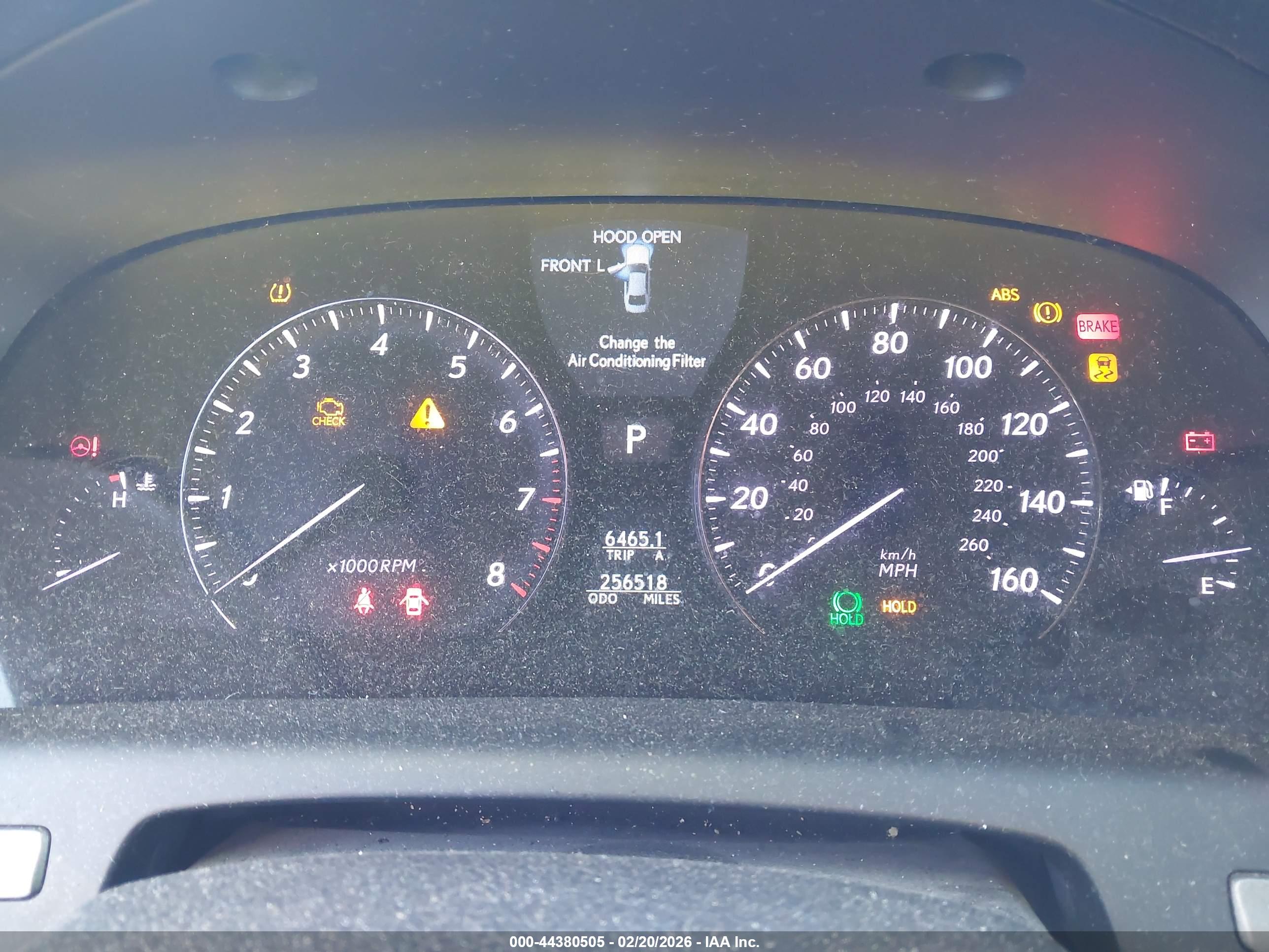 LEXUS LS image 7