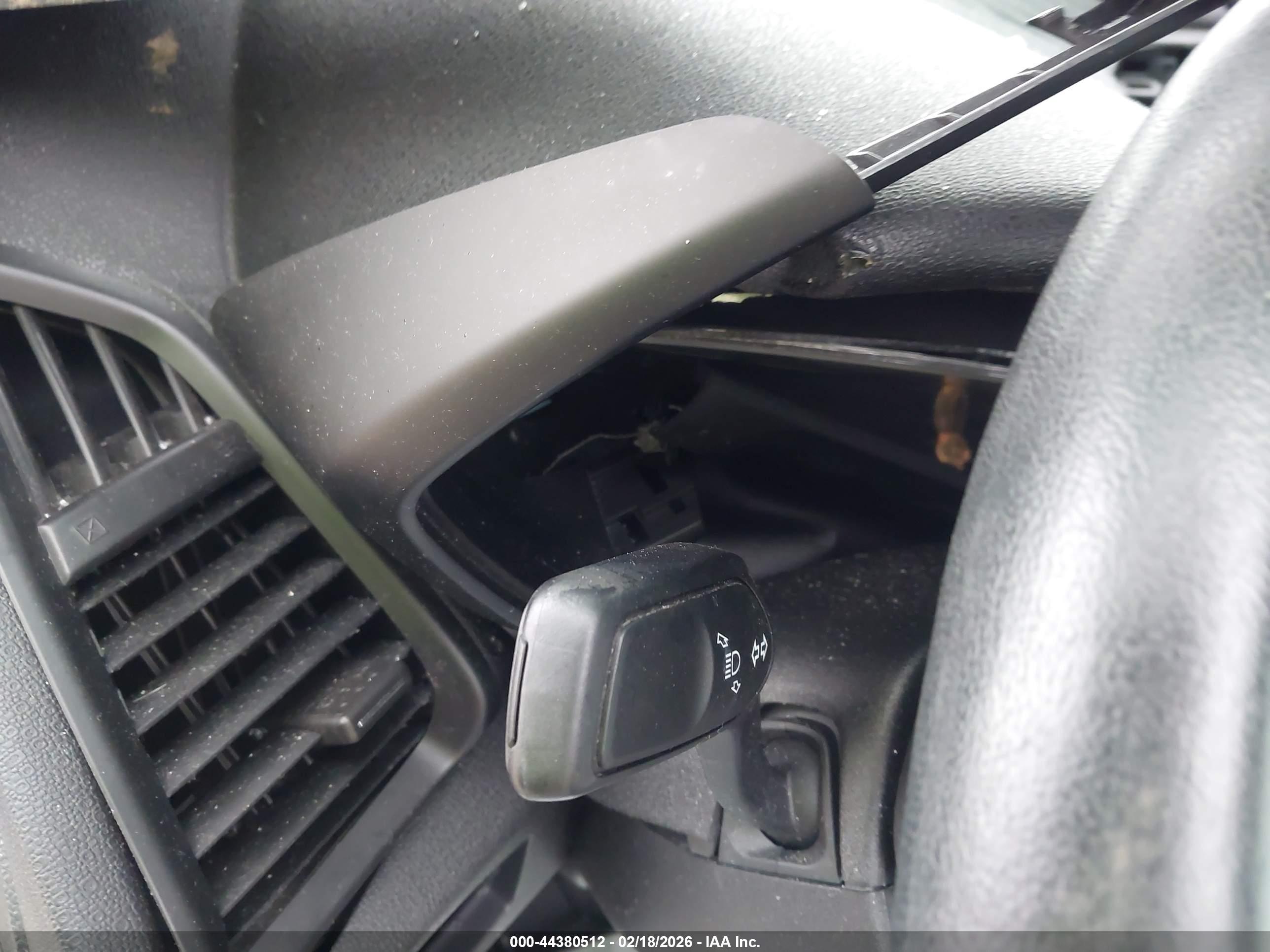 FORD ECOSPORT image 7