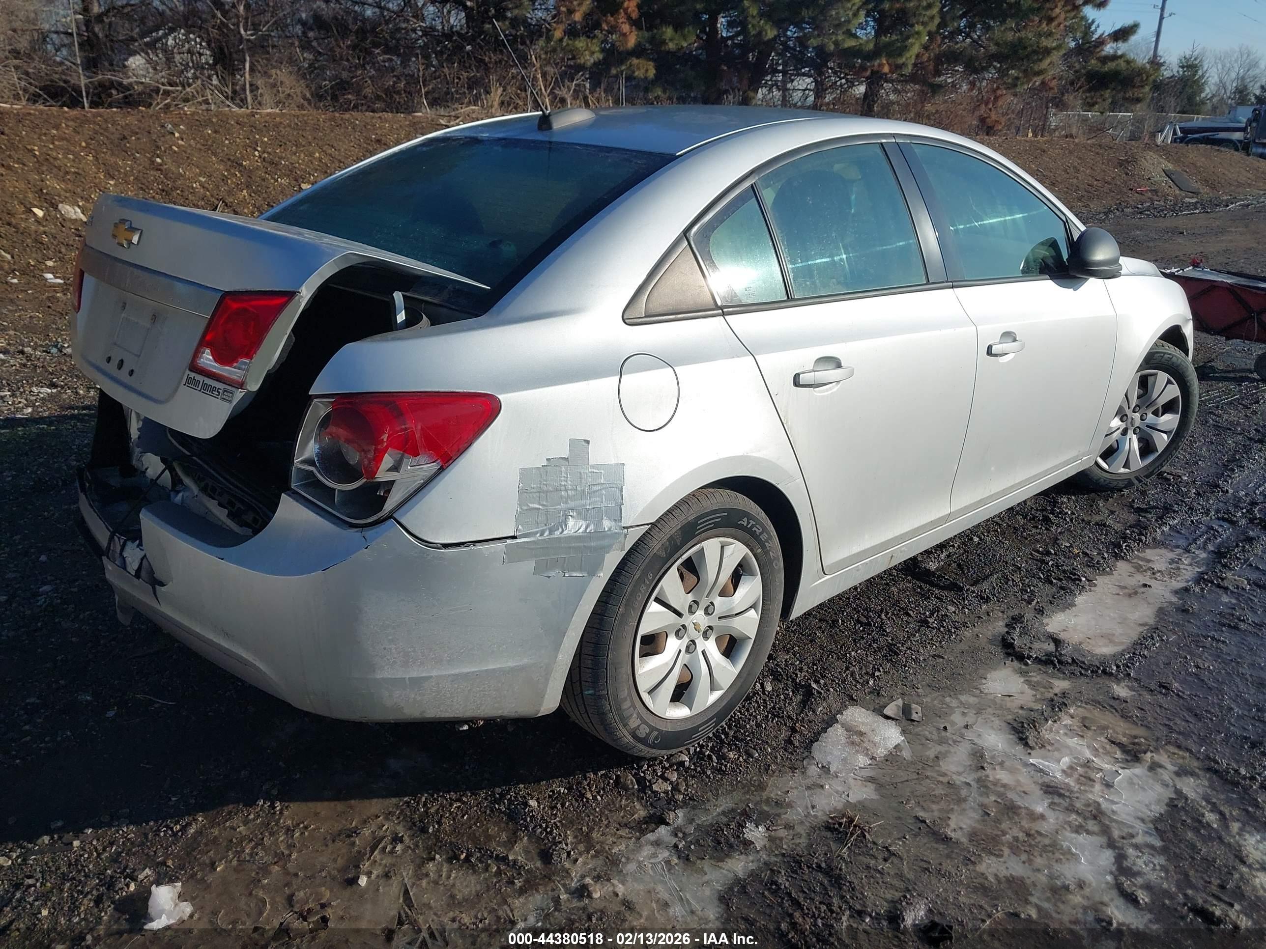 CHEVROLET CRUZE image 4