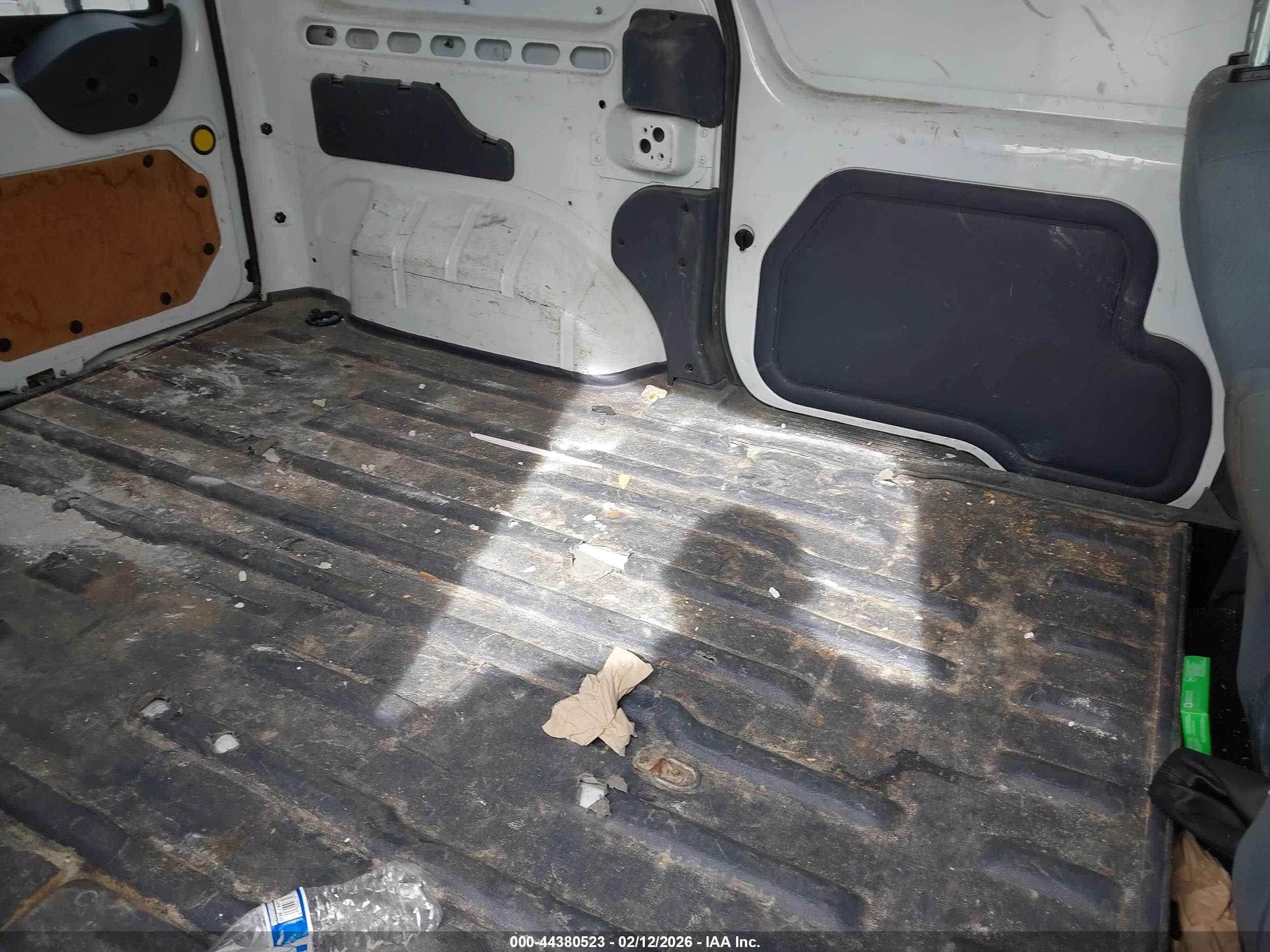 FORD TRANSIT image 8