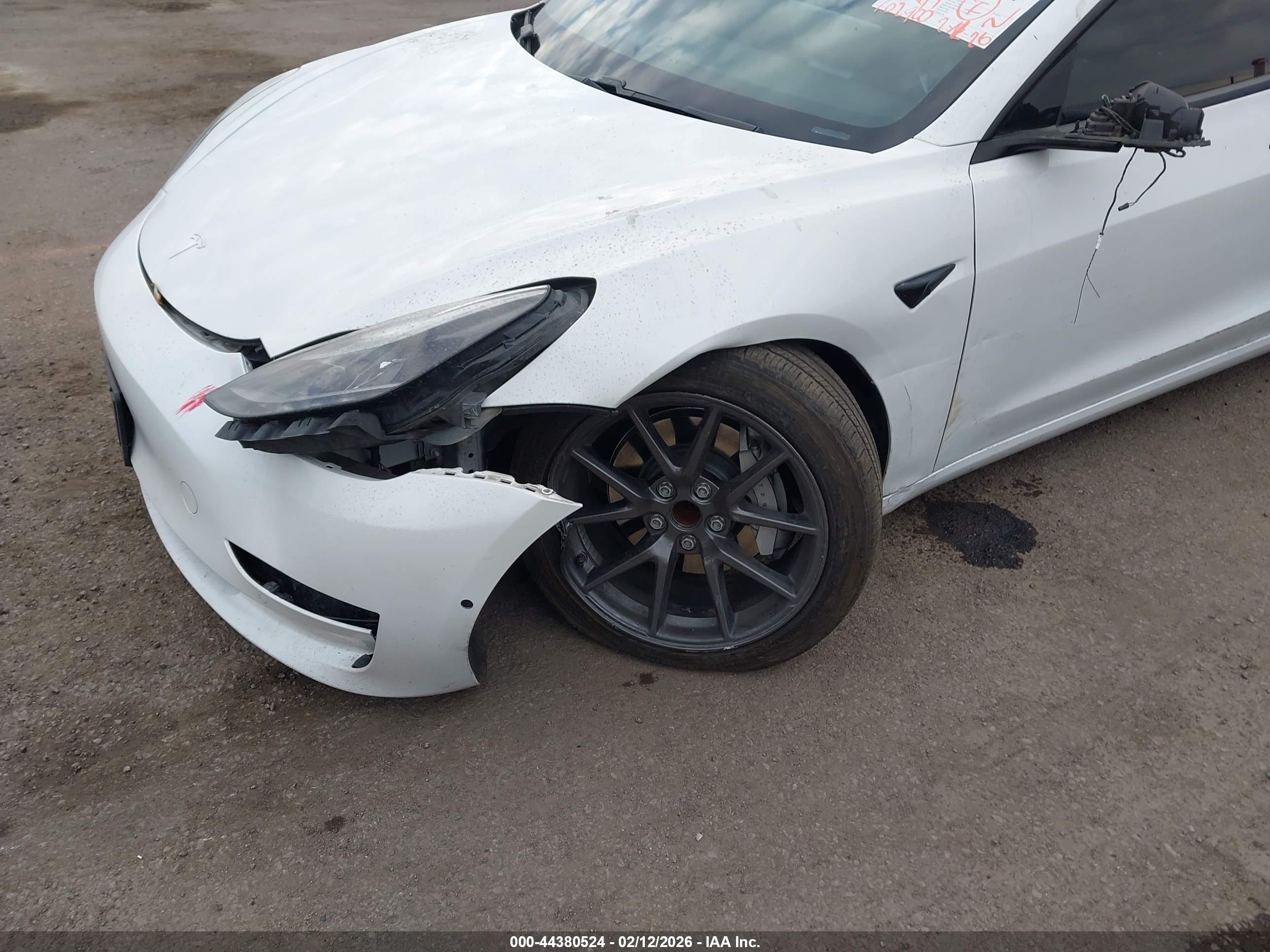 TESLA MODEL image 6
