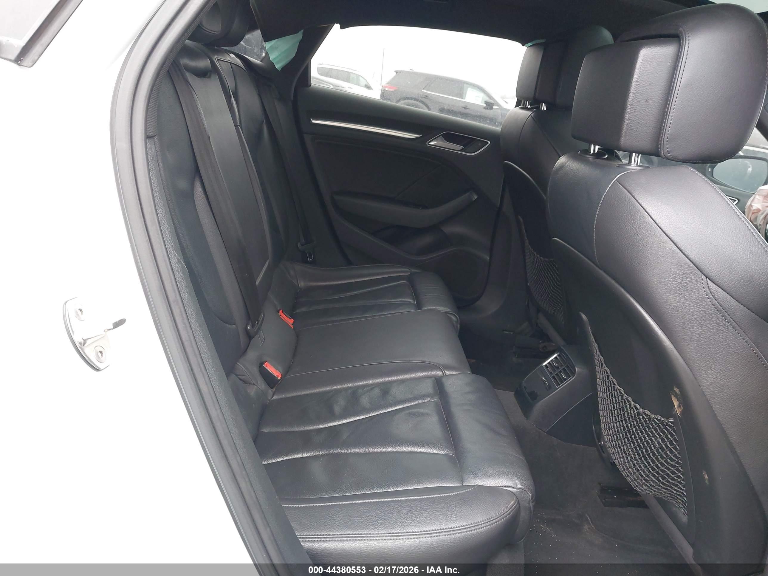 AUDI A3 image 8