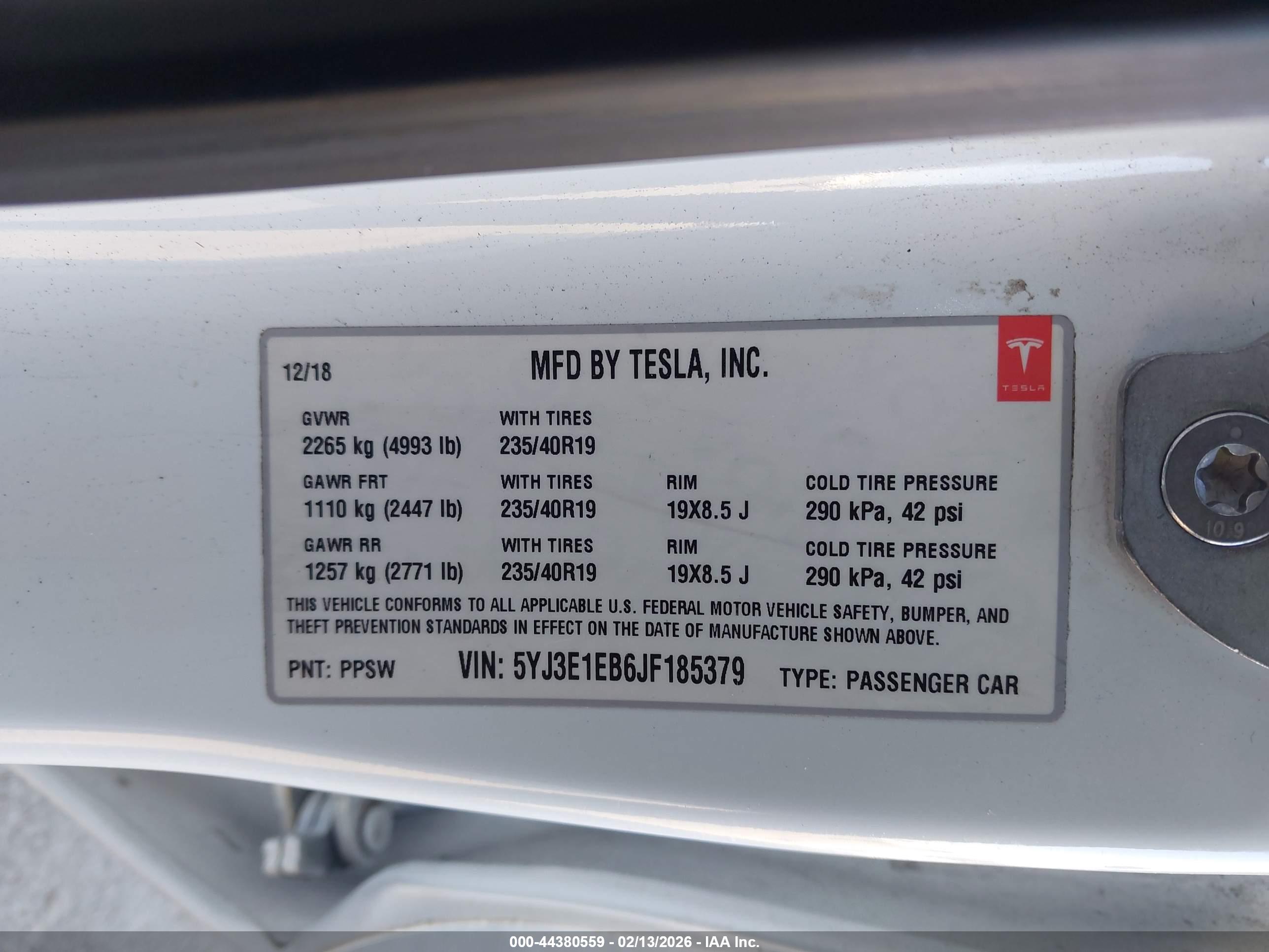 TESLA MODEL image 9