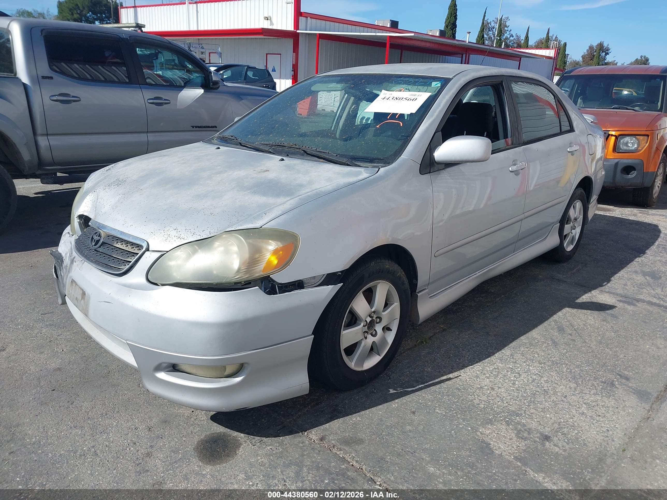 TOYOTA COROLLA image 2