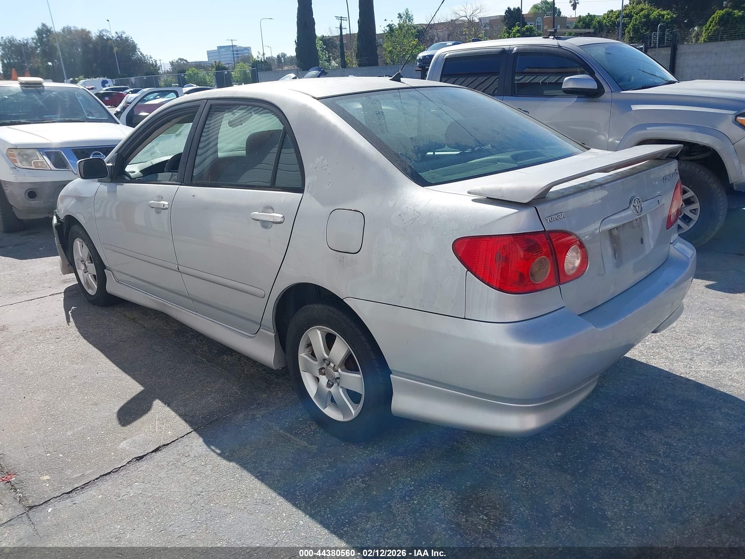 TOYOTA COROLLA image 3