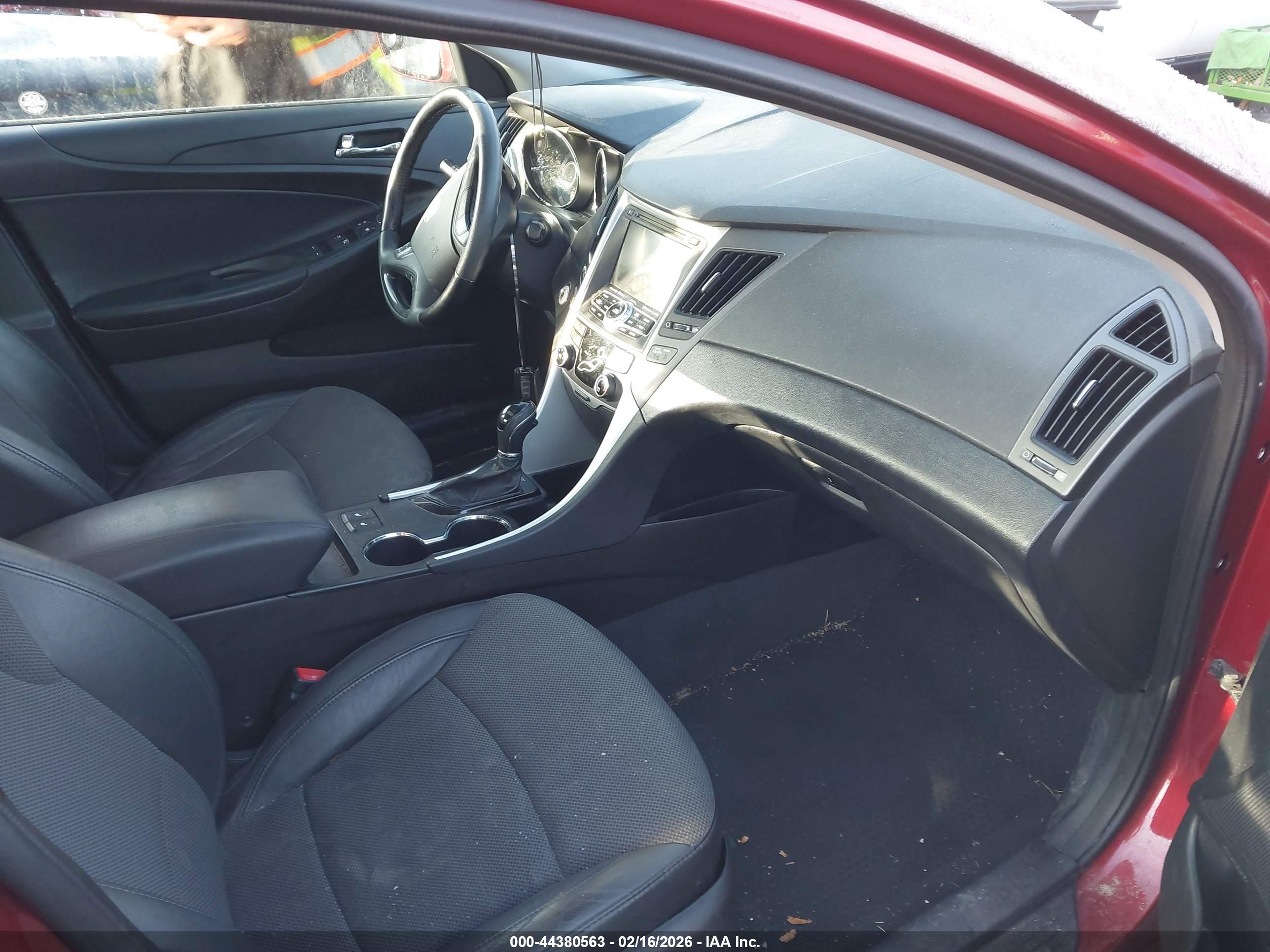 HYUNDAI SONATA image 5
