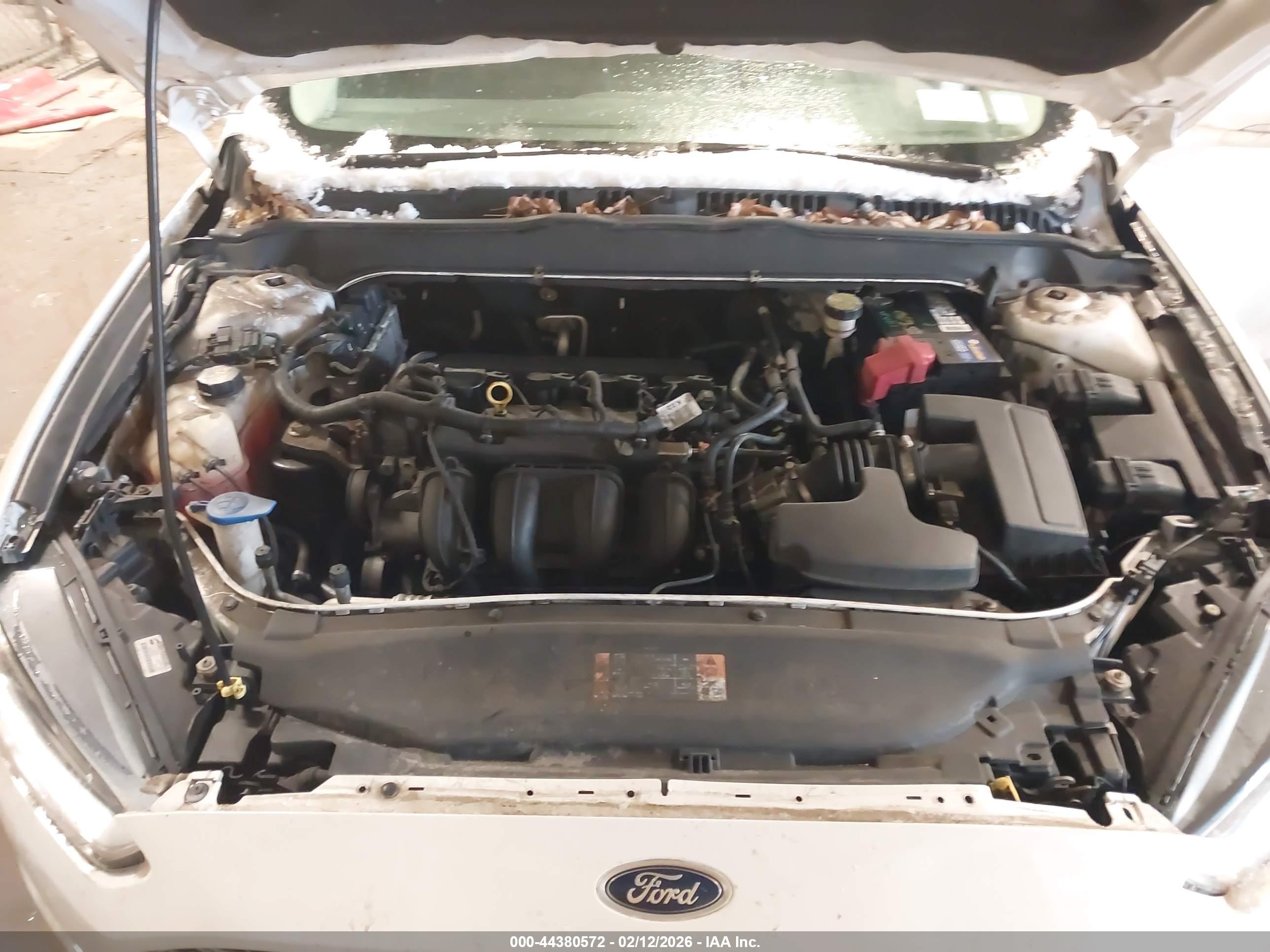 FORD FUSION image 10