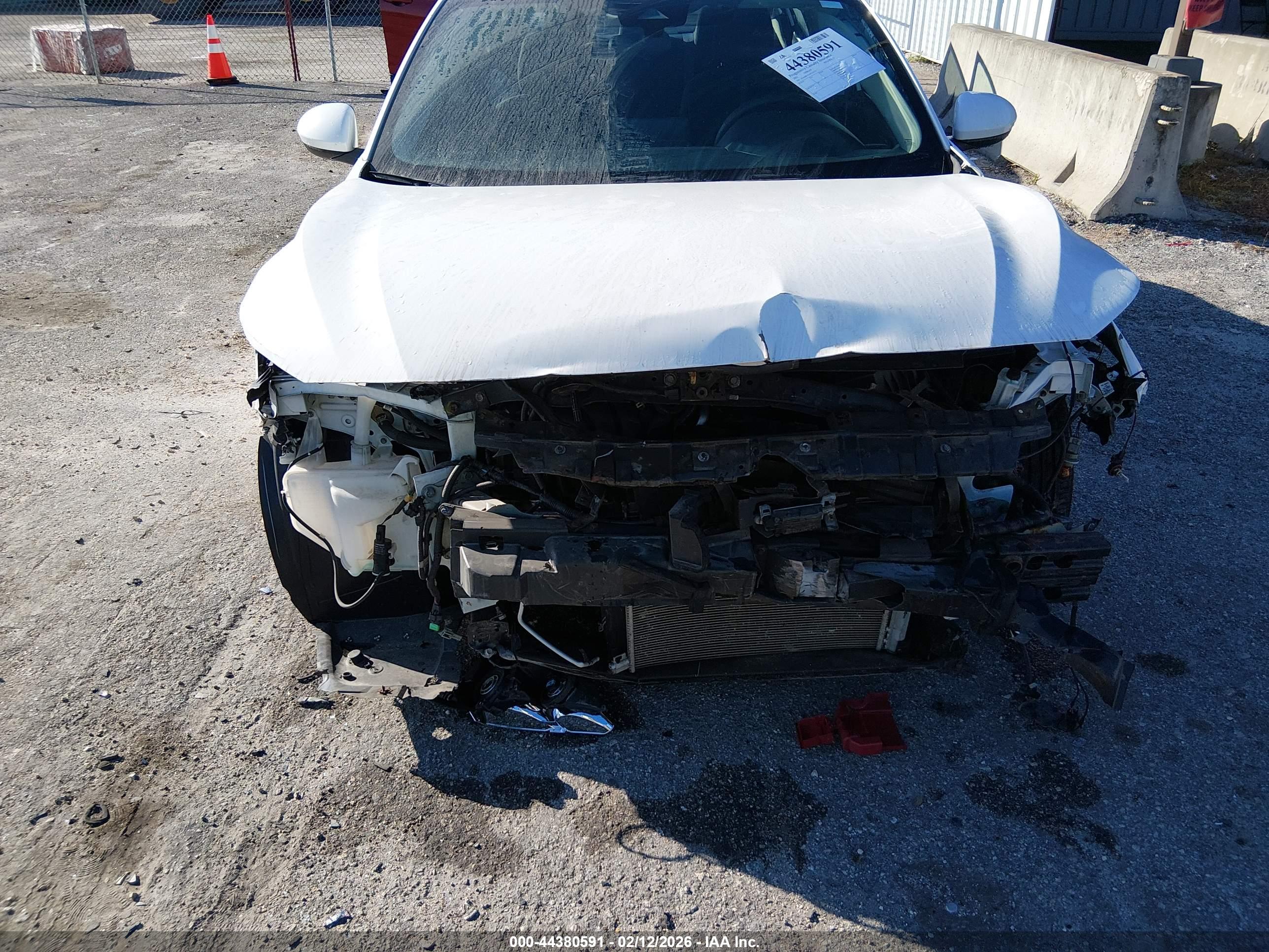 NISSAN SENTRA image 6