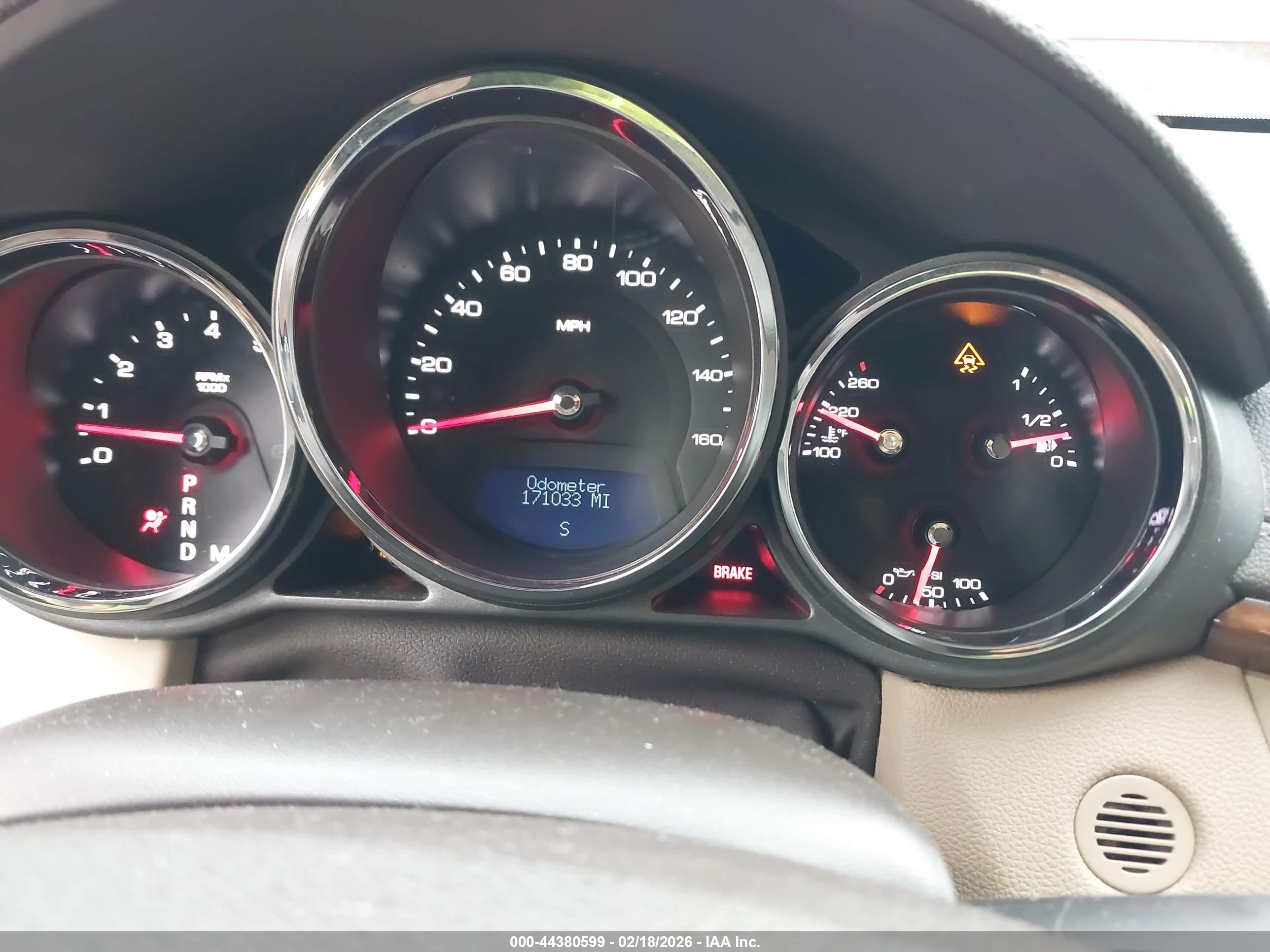 CADILLAC CTS image 7