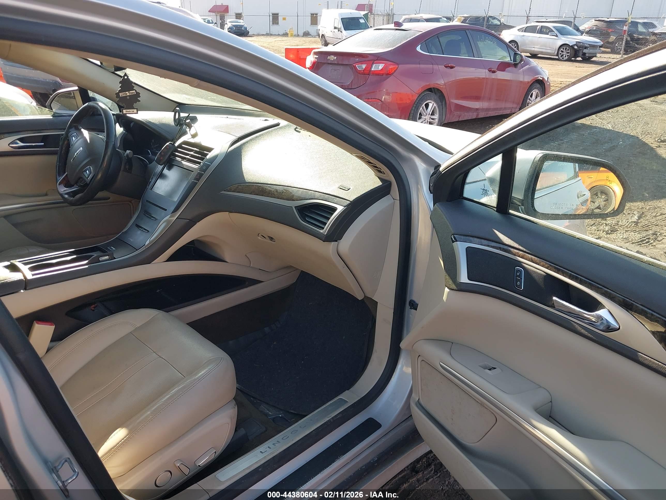 LINCOLN MKZ image 5