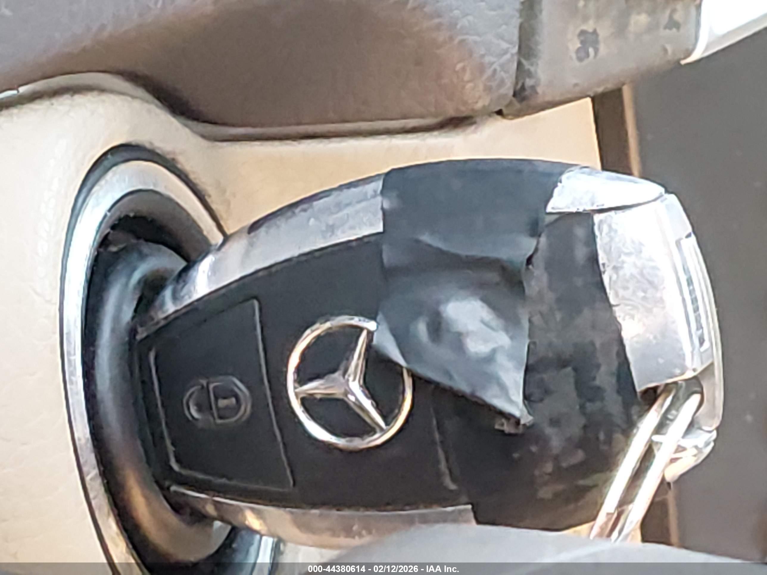 MERCEDES-BENZ C image 11