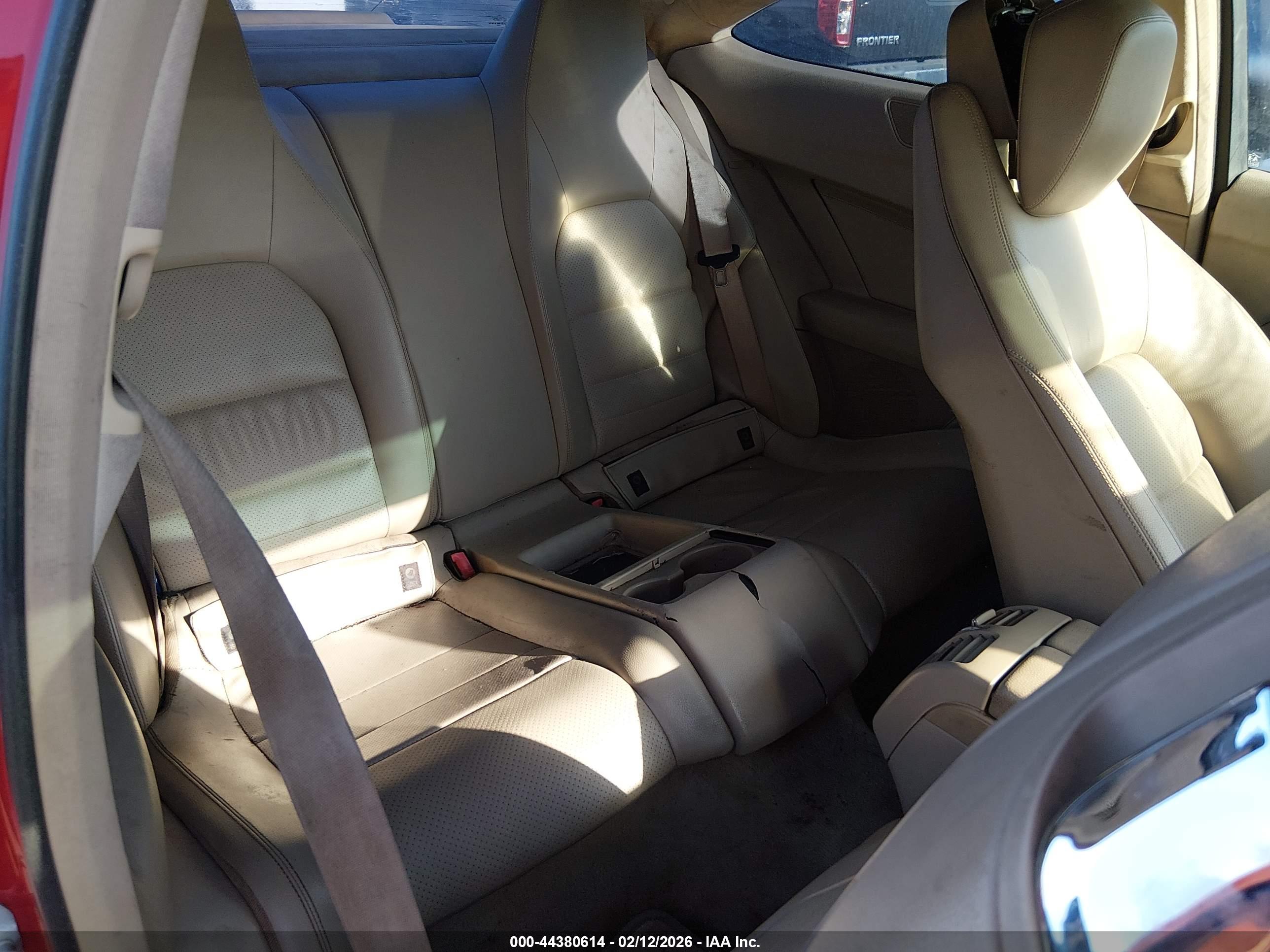 MERCEDES-BENZ C image 8