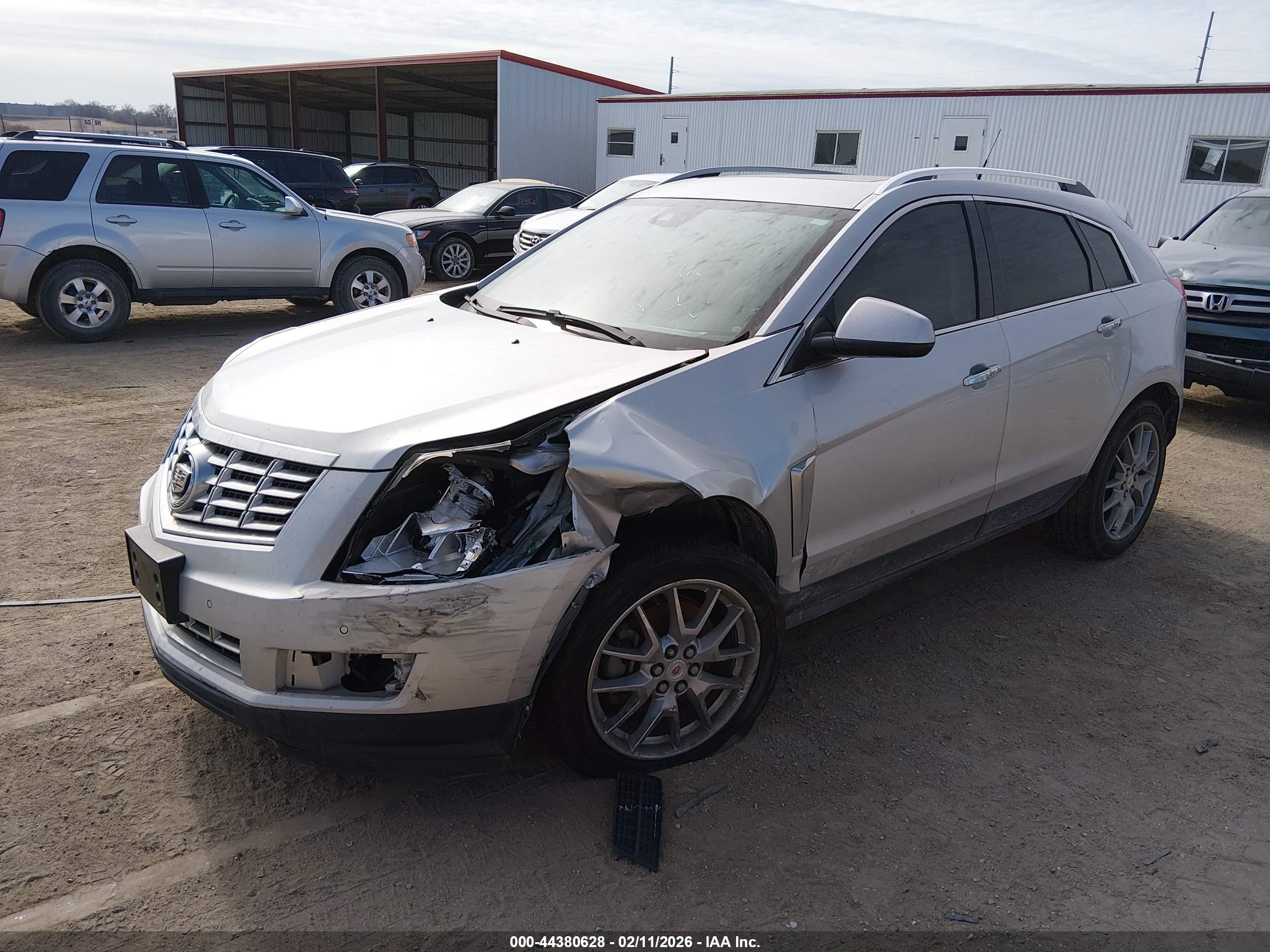 CADILLAC SRX image 2