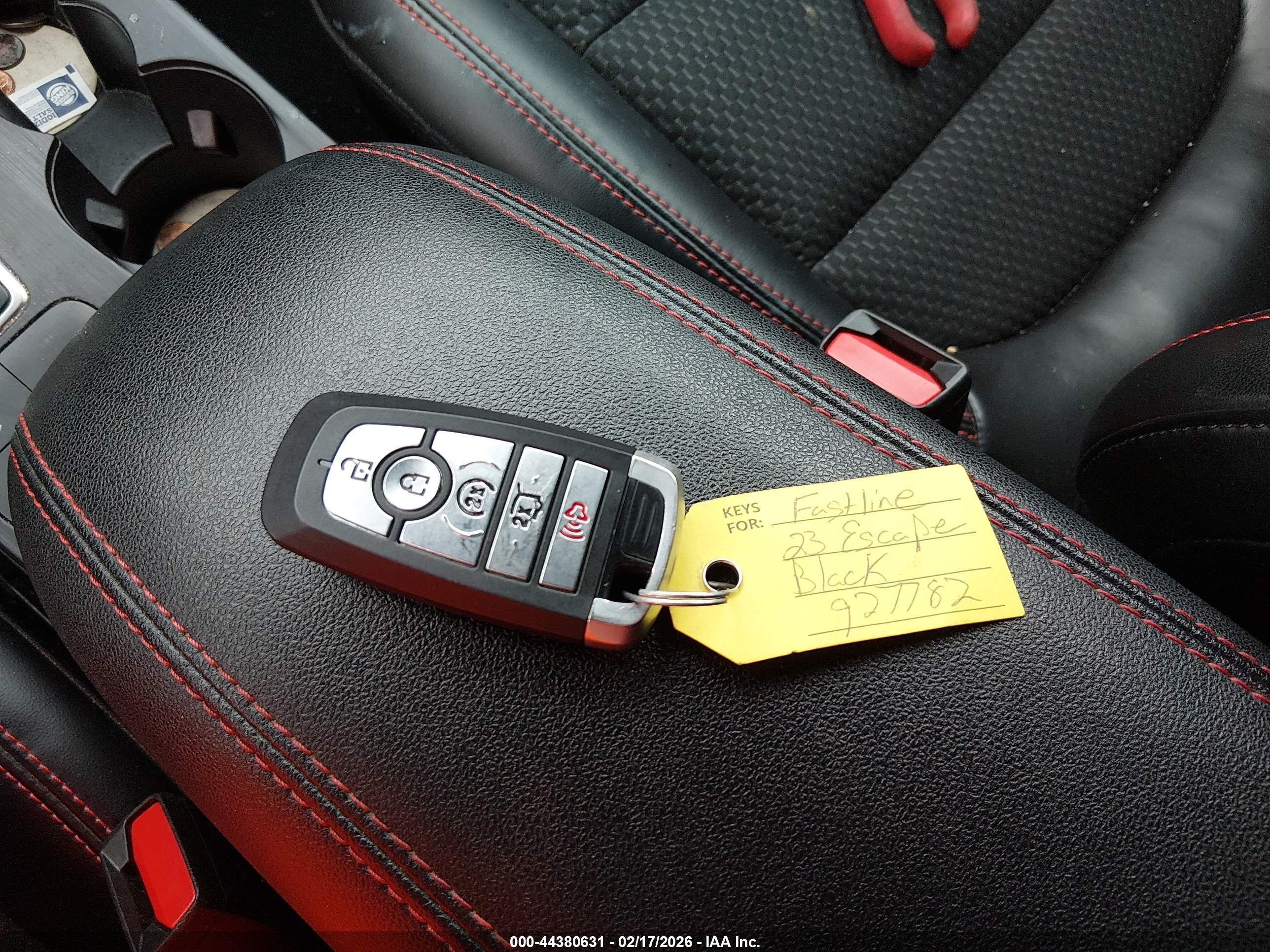 FORD ESCAPE image 11