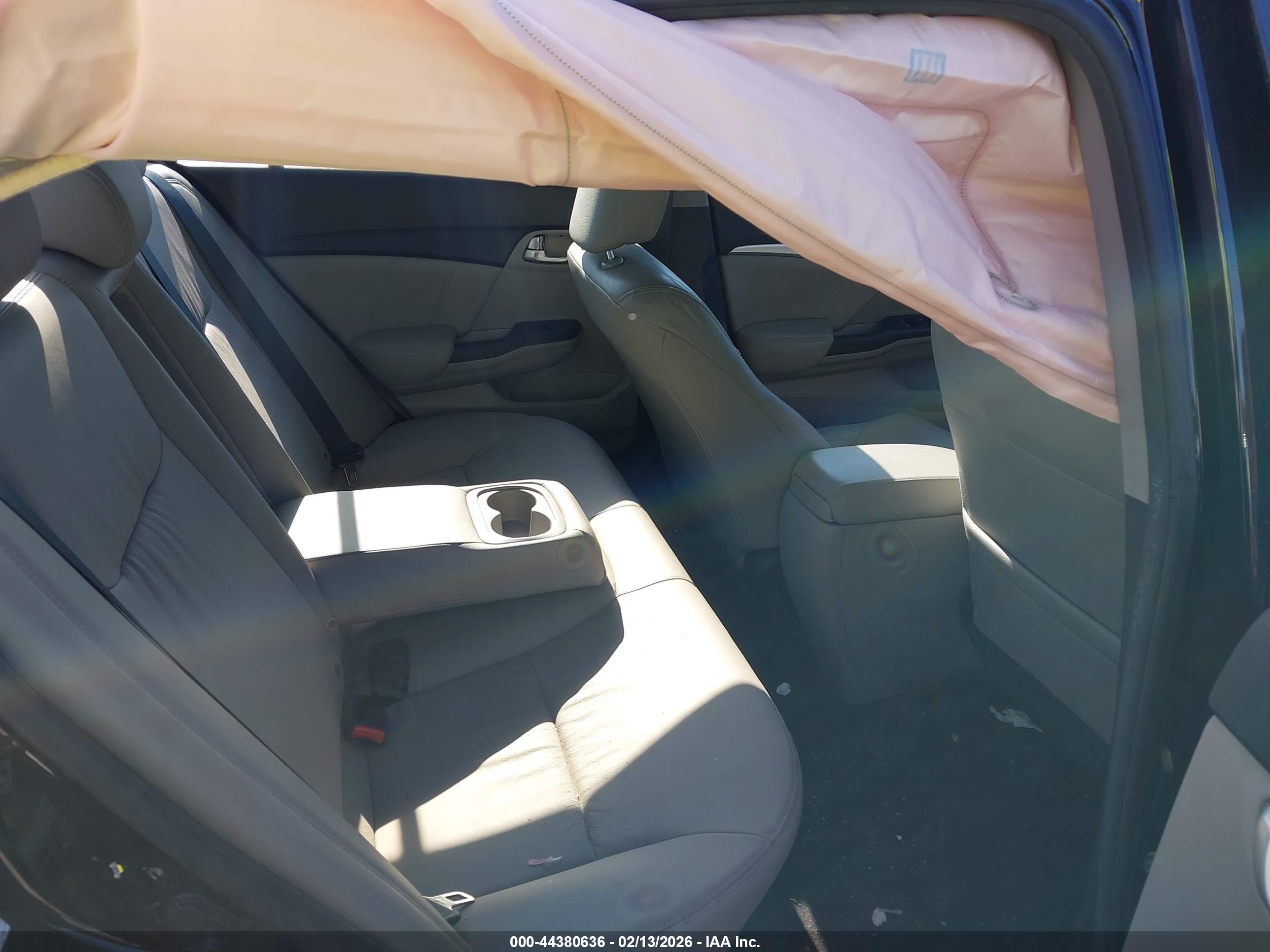HONDA CIVIC image 8