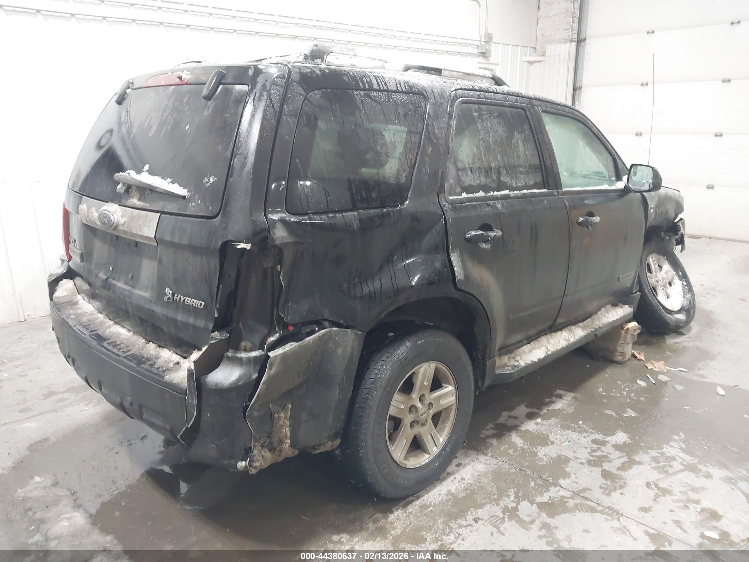 FORD ESCAPE image 4