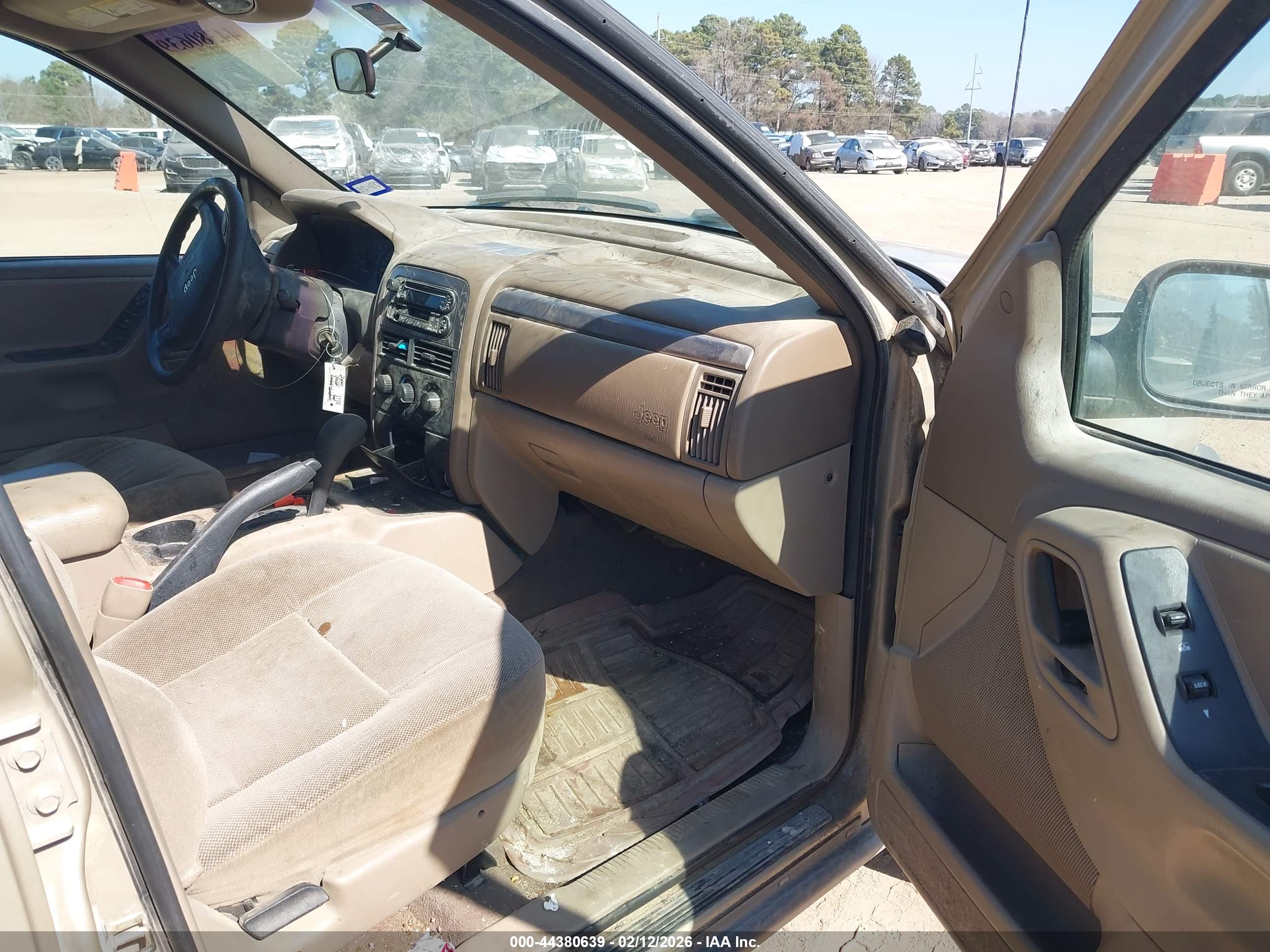 JEEP GRAND image 5