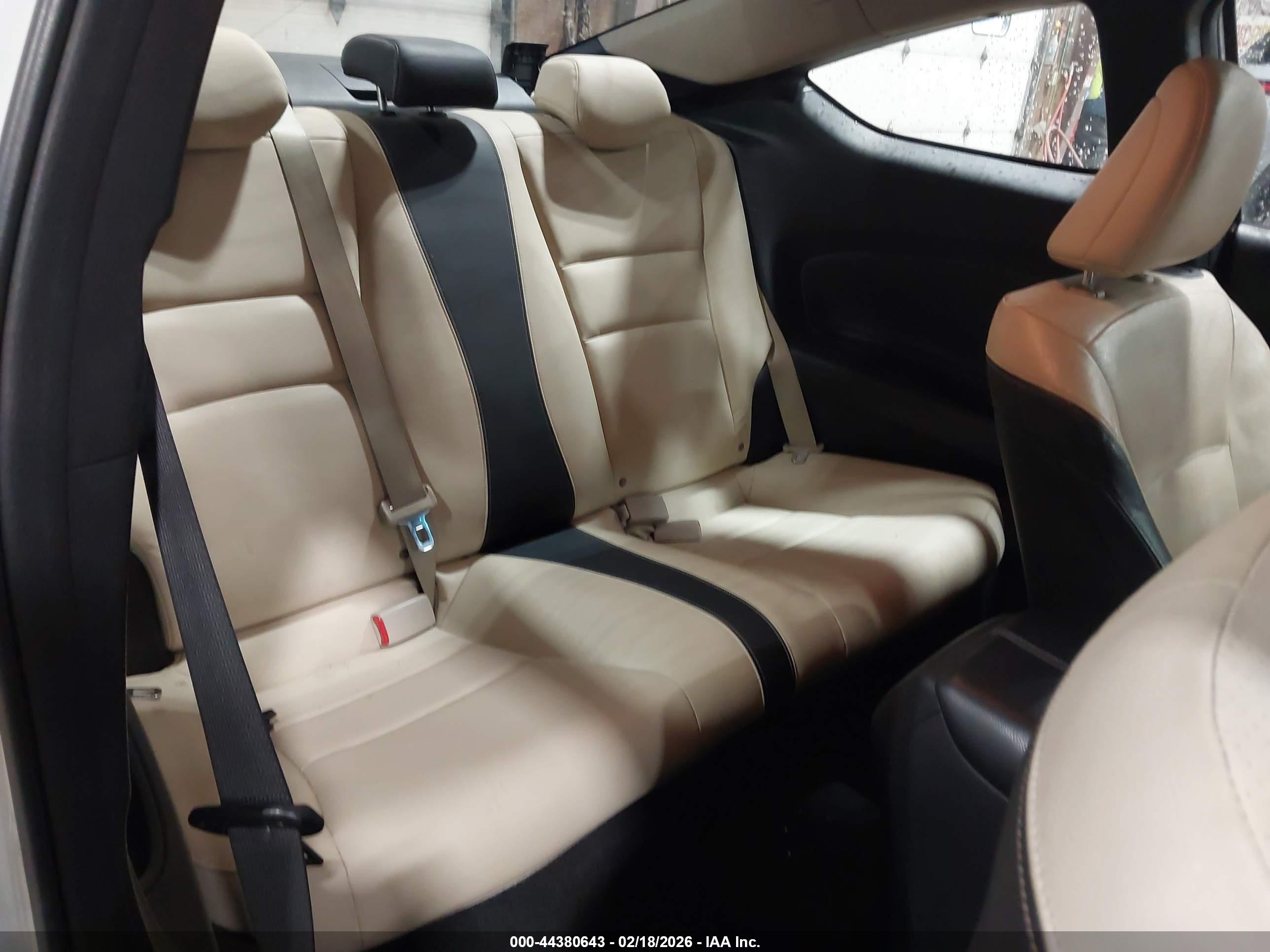 HONDA ACCORD image 8