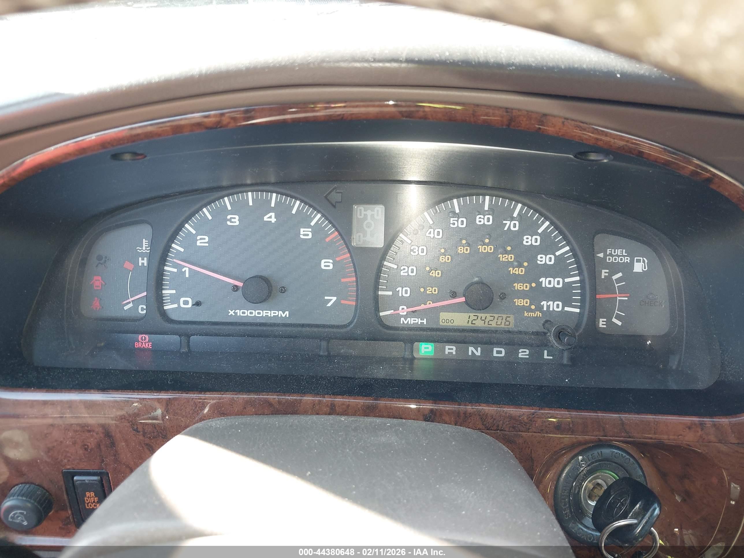 TOYOTA 4RUNNER image 7