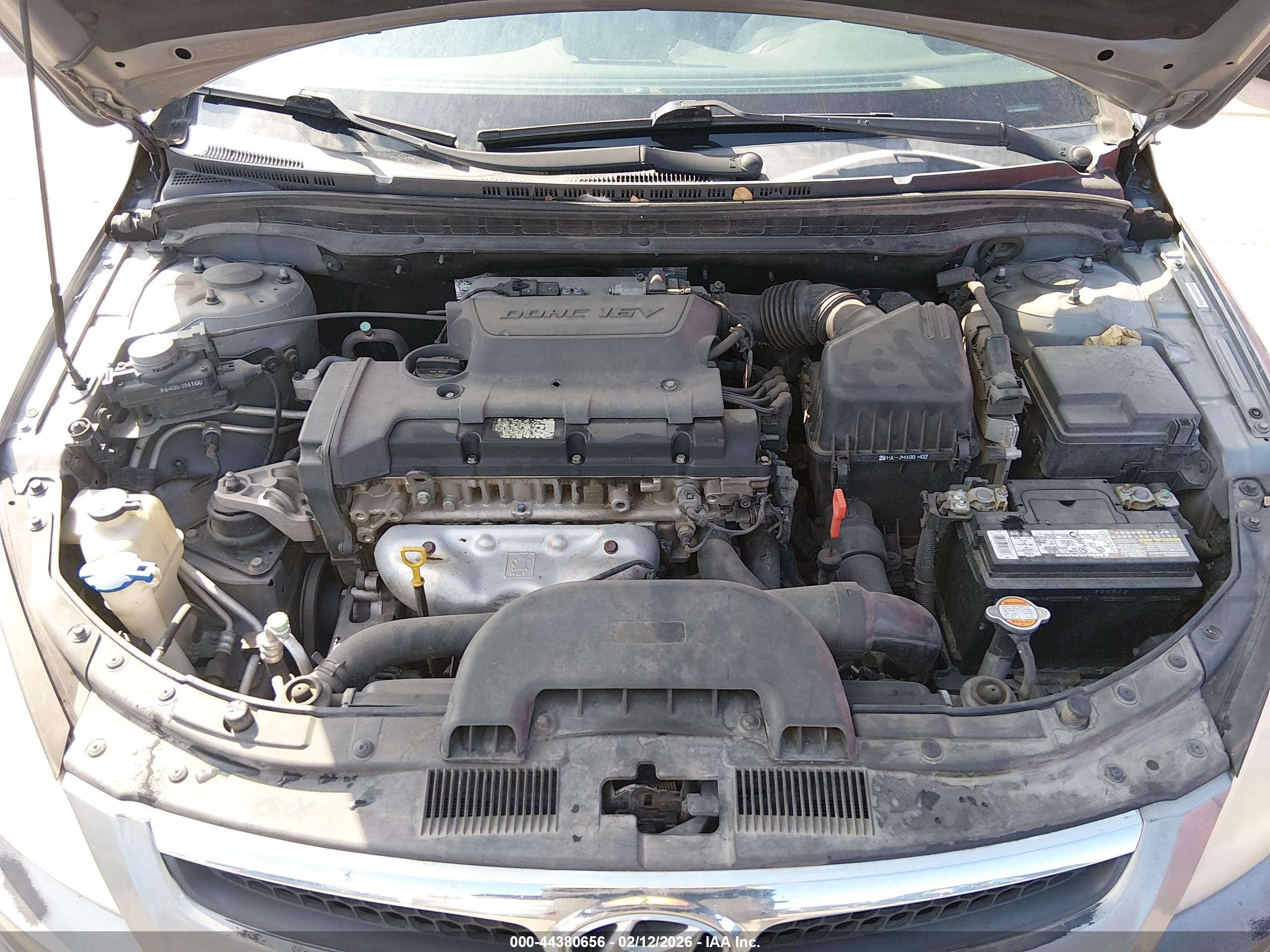 HYUNDAI ELANTRA image 10